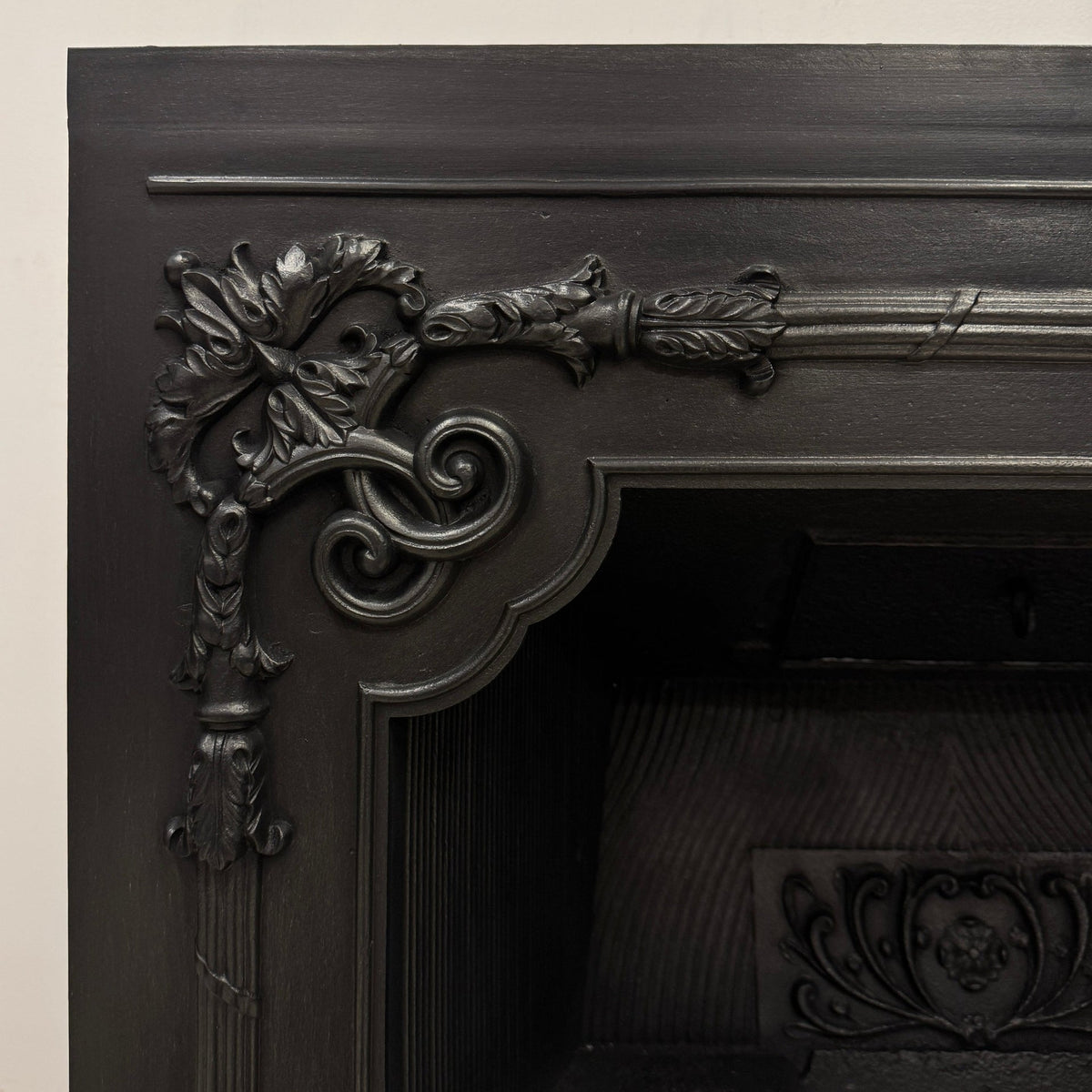 Antique Georgian Cast Iron Register Grate Fireplace | The Architectural Forum