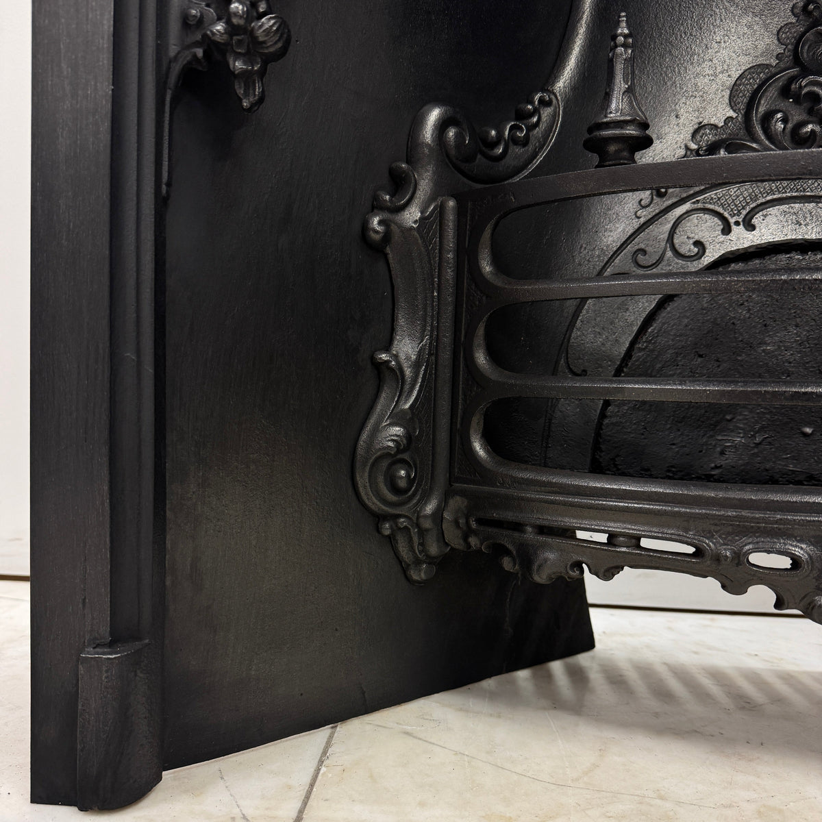 Antique Ornate Victorian Cast Iron Insert | The Architectural Forum