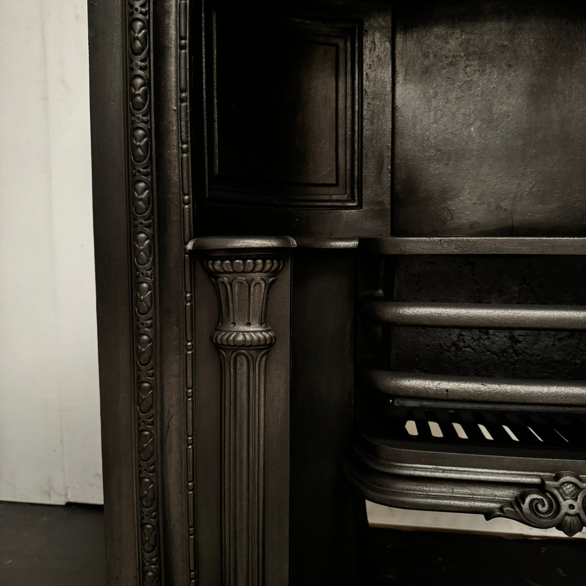 Antique Cast Iron Hob Grate Insert | The Architectural Forum