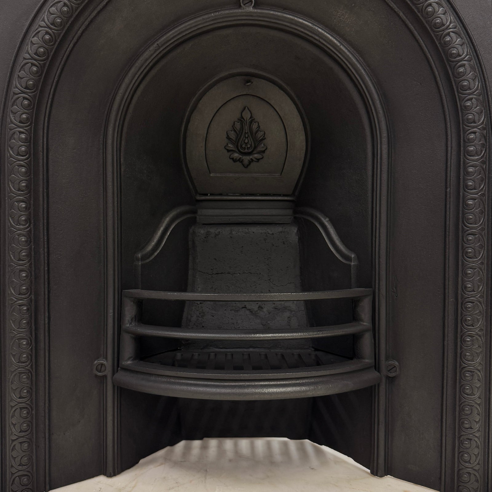 Antique Victorian Cast Iron Arched Insert | The Architectural Forum