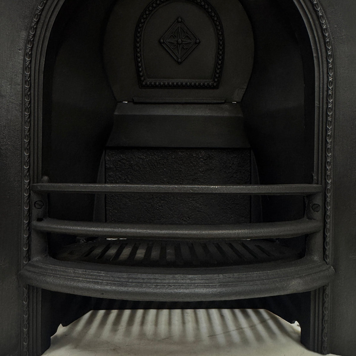 Antique Victorian Cast Iron Arched Insert | The Architectural Forum