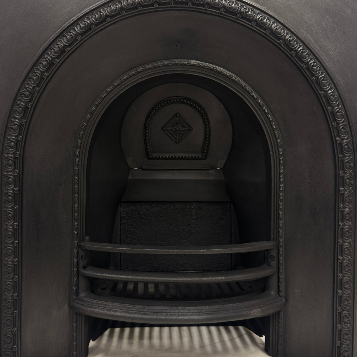 Antique Victorian Cast Iron Arched Insert | The Architectural Forum