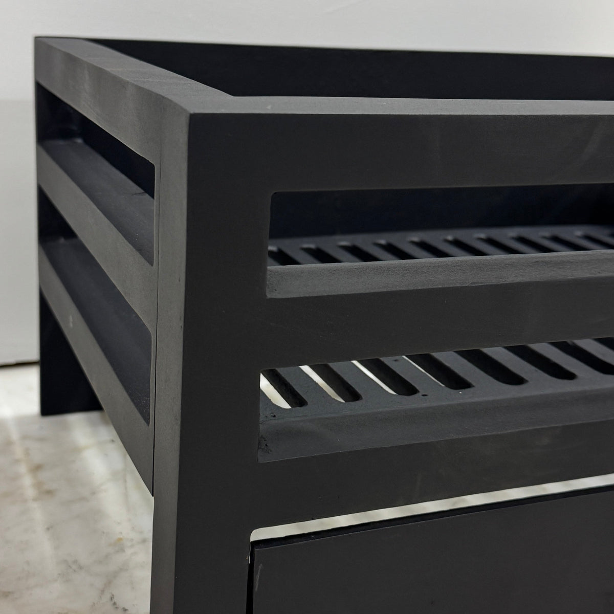 Reclaimed Cast Iron Fire Basket With Ash Pan Cover