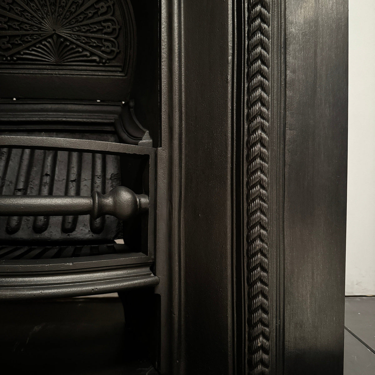 Antique Victorian Cast Iron Arched Insert | The Architectural Forum