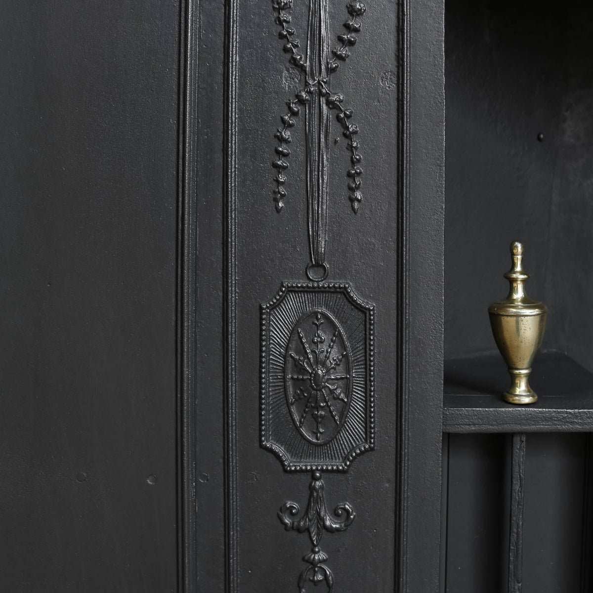 Georgian Cast Iron Register Grate | The Architectural Forum