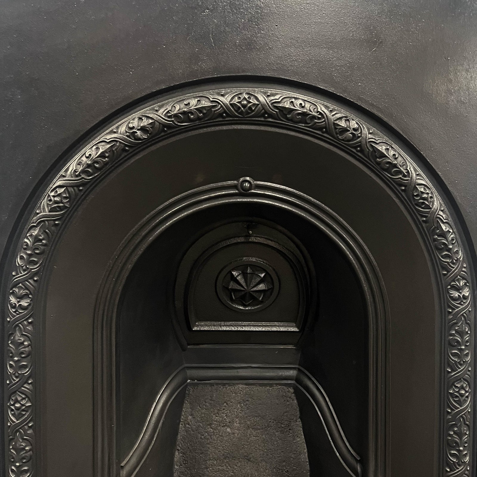 Antique Victorian Cast Iron Arched Fireplace Insert | The Architectural Forum