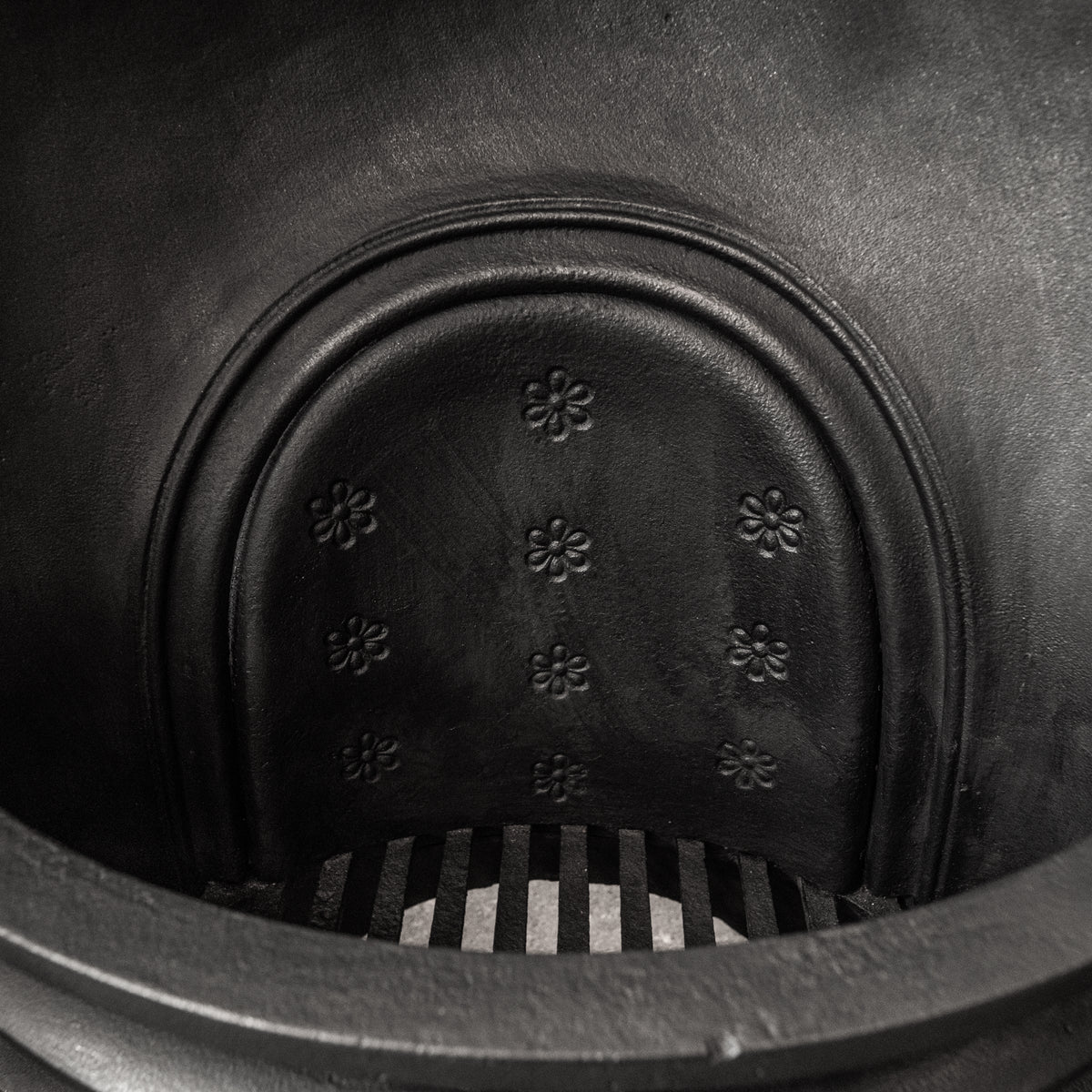 Antique Victorian Cast Iron Horseshoe Insert | The Architectural Forum