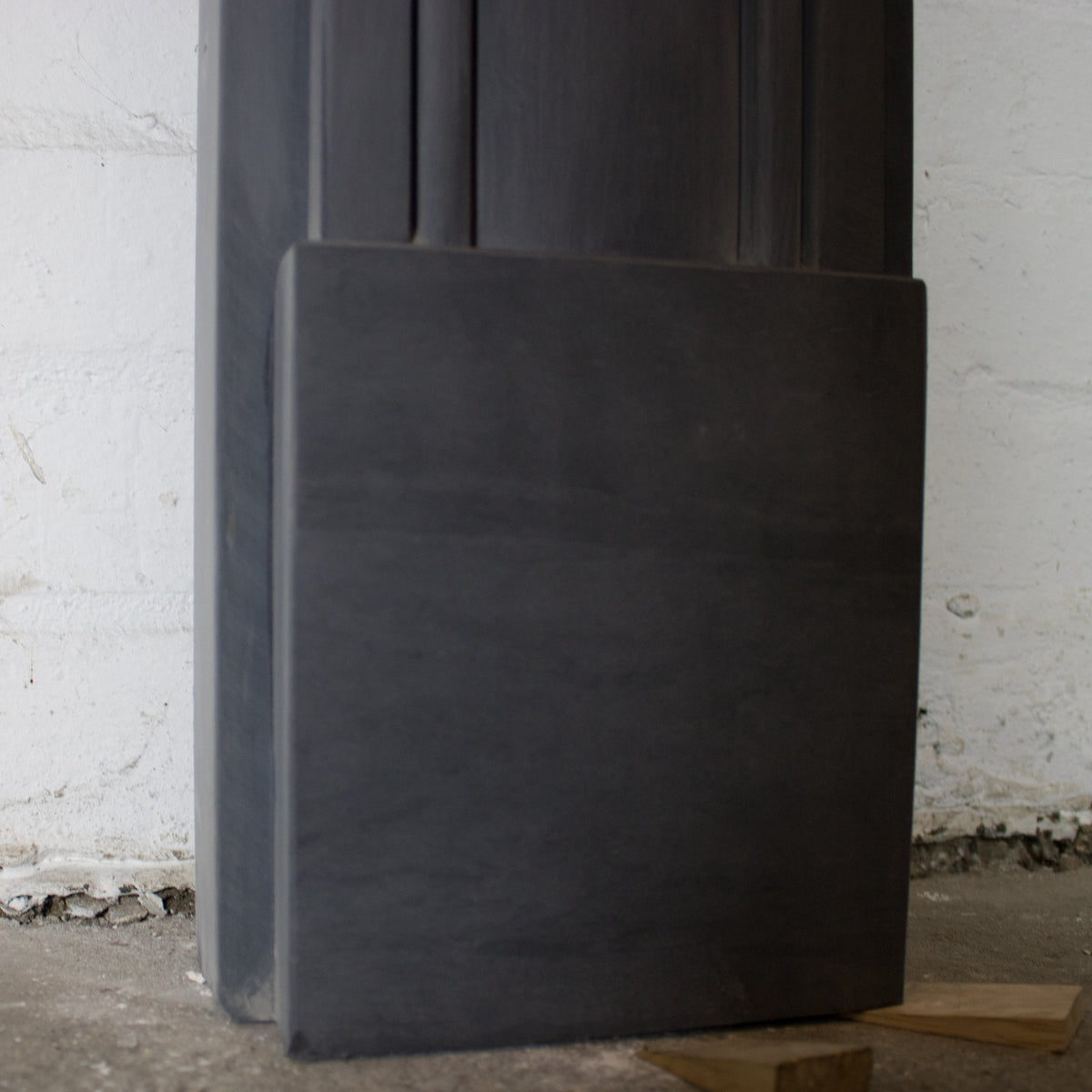 Georgian Style Natural Slate Bullseye Chimneypiece | The Architectural Forum