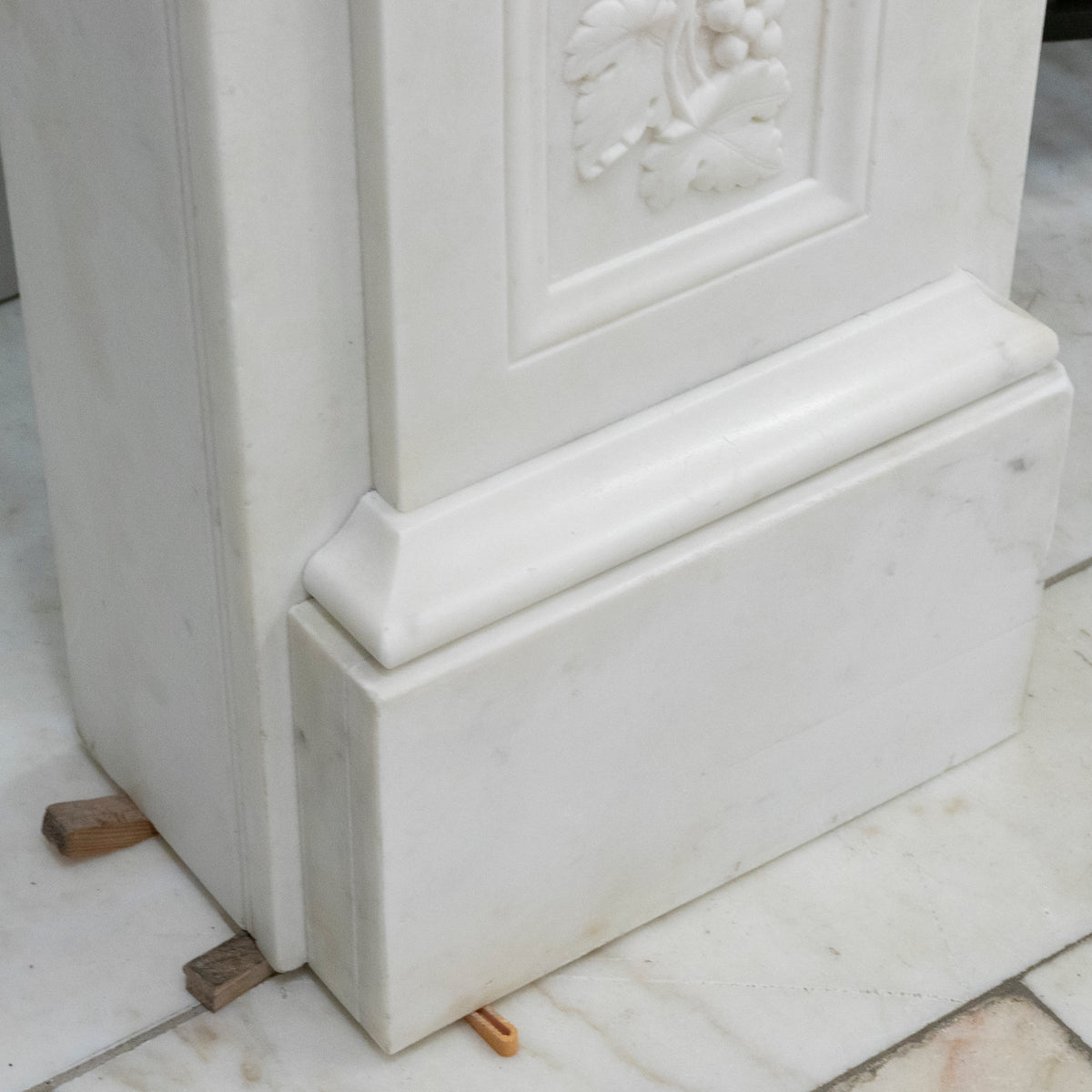 Imposing Victorian Statuary Marble Carved Corbel Chimneypiece | The Architectural Forum
