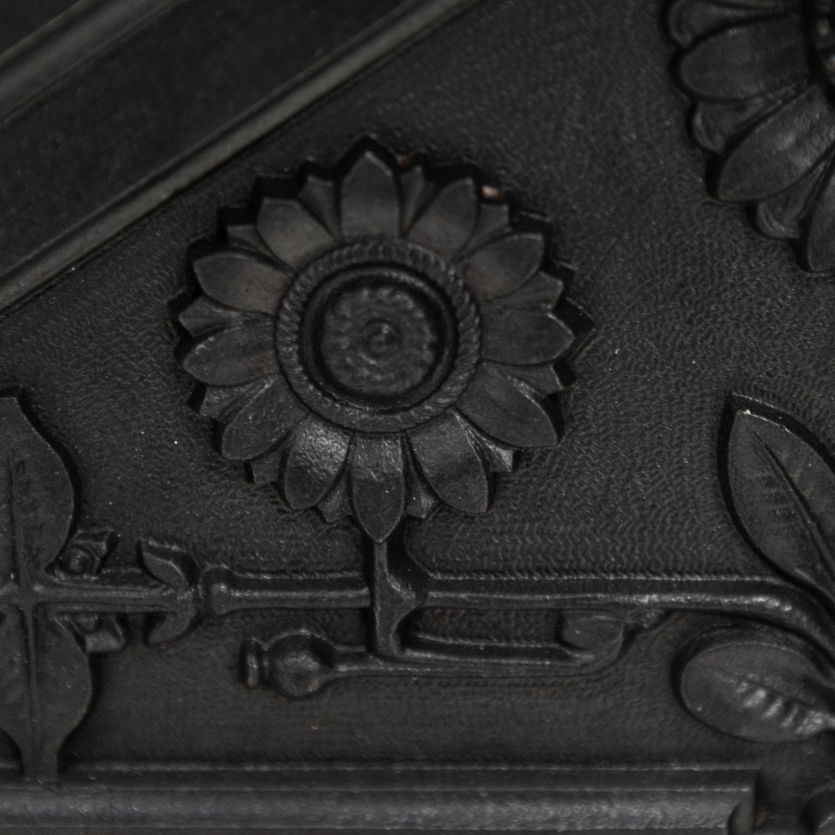 Antique Cast Iron "The Daisy" Combination Fireplace | The Architectural Forum