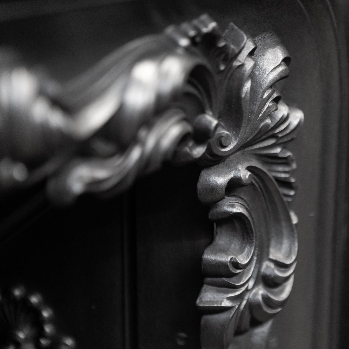 Antique Ornate Georgian Cast Iron Hob Grate Insert | The Architectural Forum