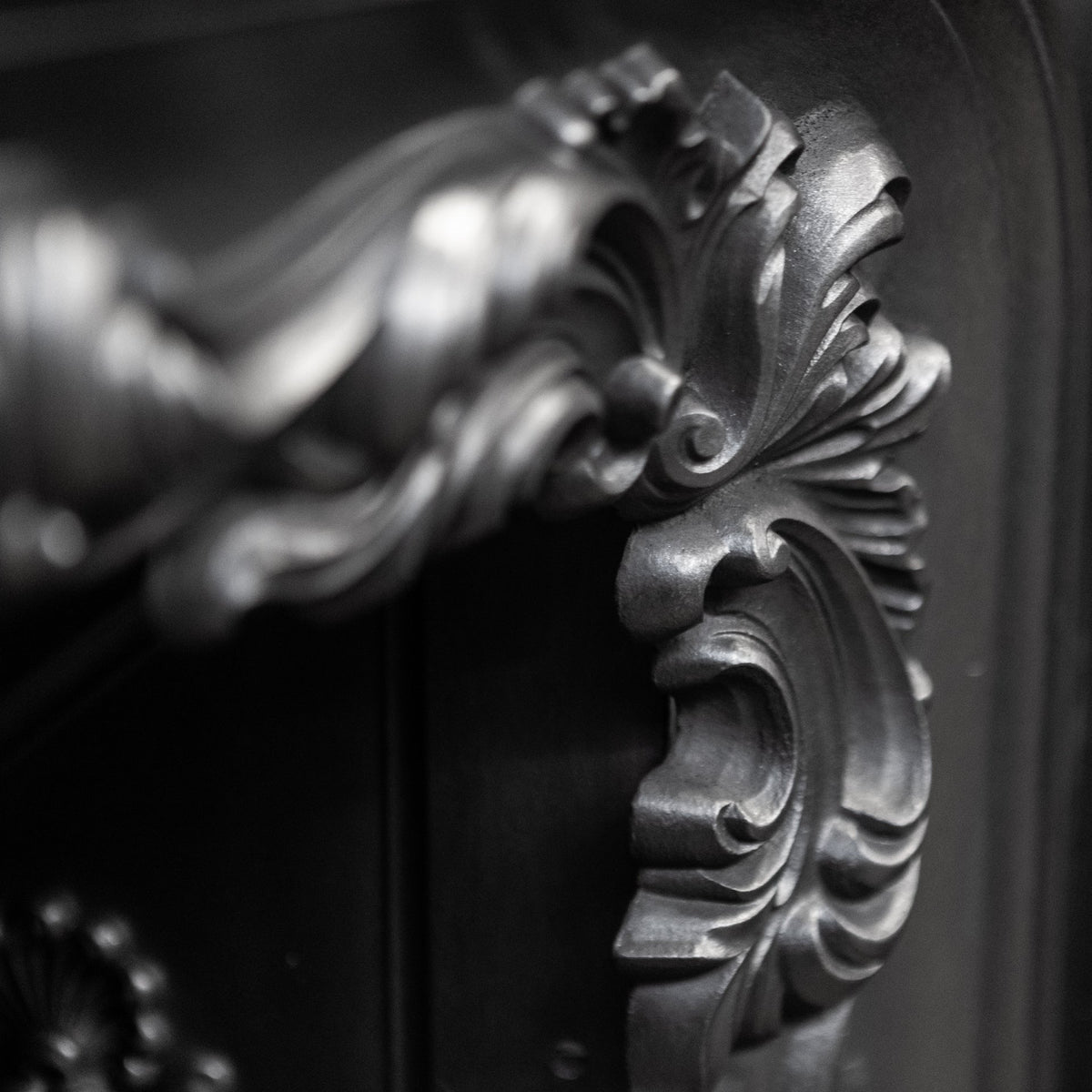 Antique Ornate Georgian Cast Iron Hob Grate Insert | The Architectural Forum
