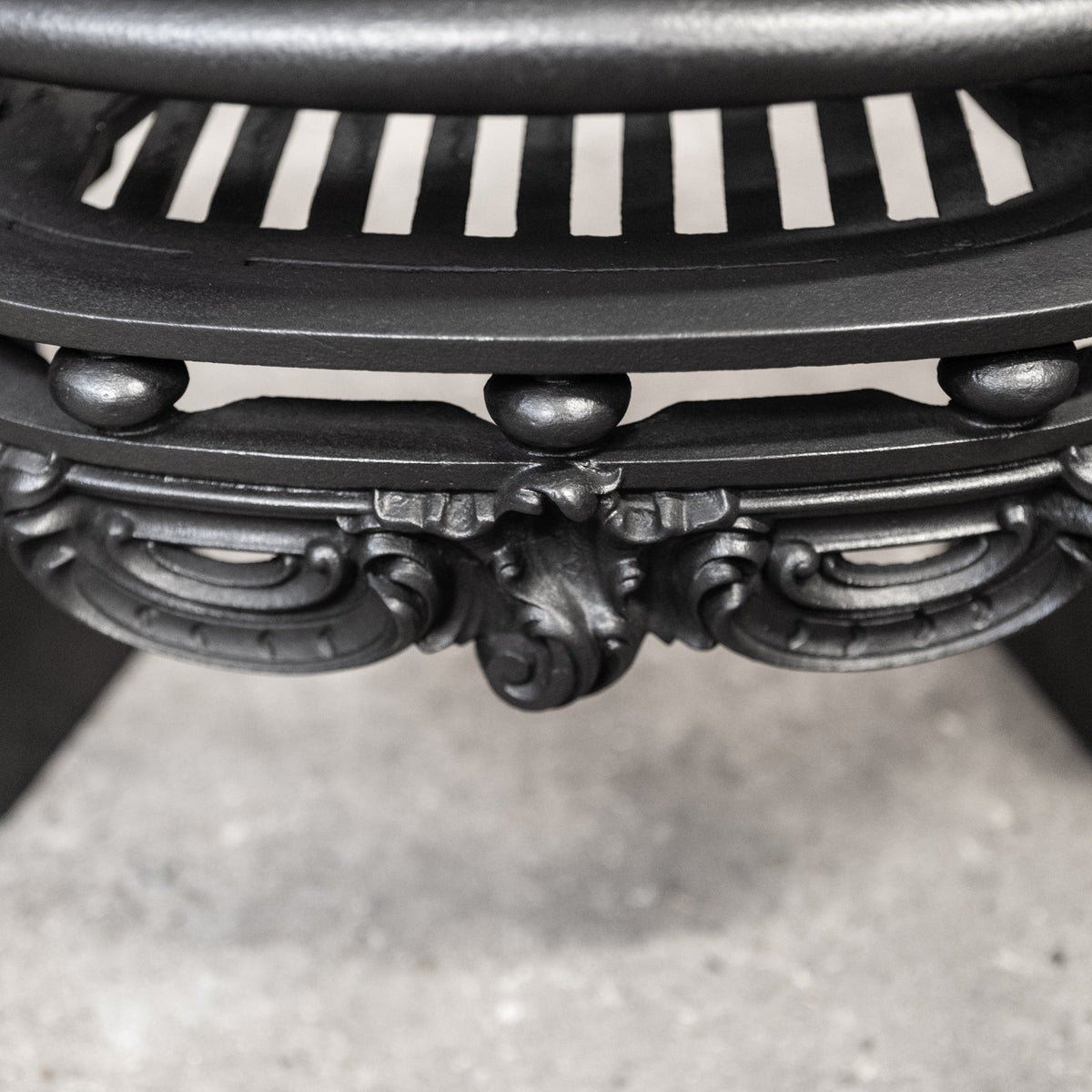 Antique Ornate Georgian Cast Iron Hob Grate Insert | The Architectural Forum