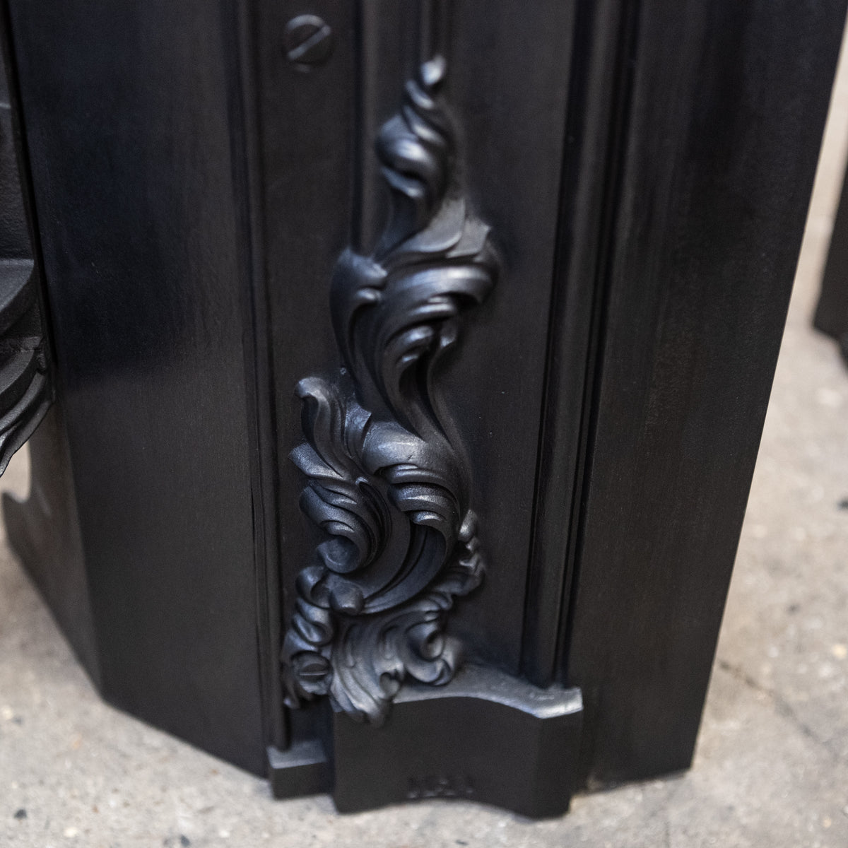 Antique Ornate Georgian Cast Iron Hob Grate Insert | The Architectural Forum