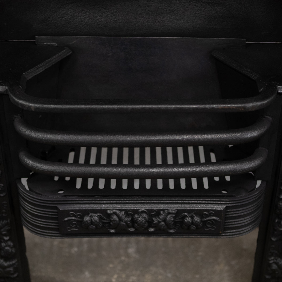 Antique Ornate Georgian Cast Iron Hob Grate Insert | The Architectural Forum