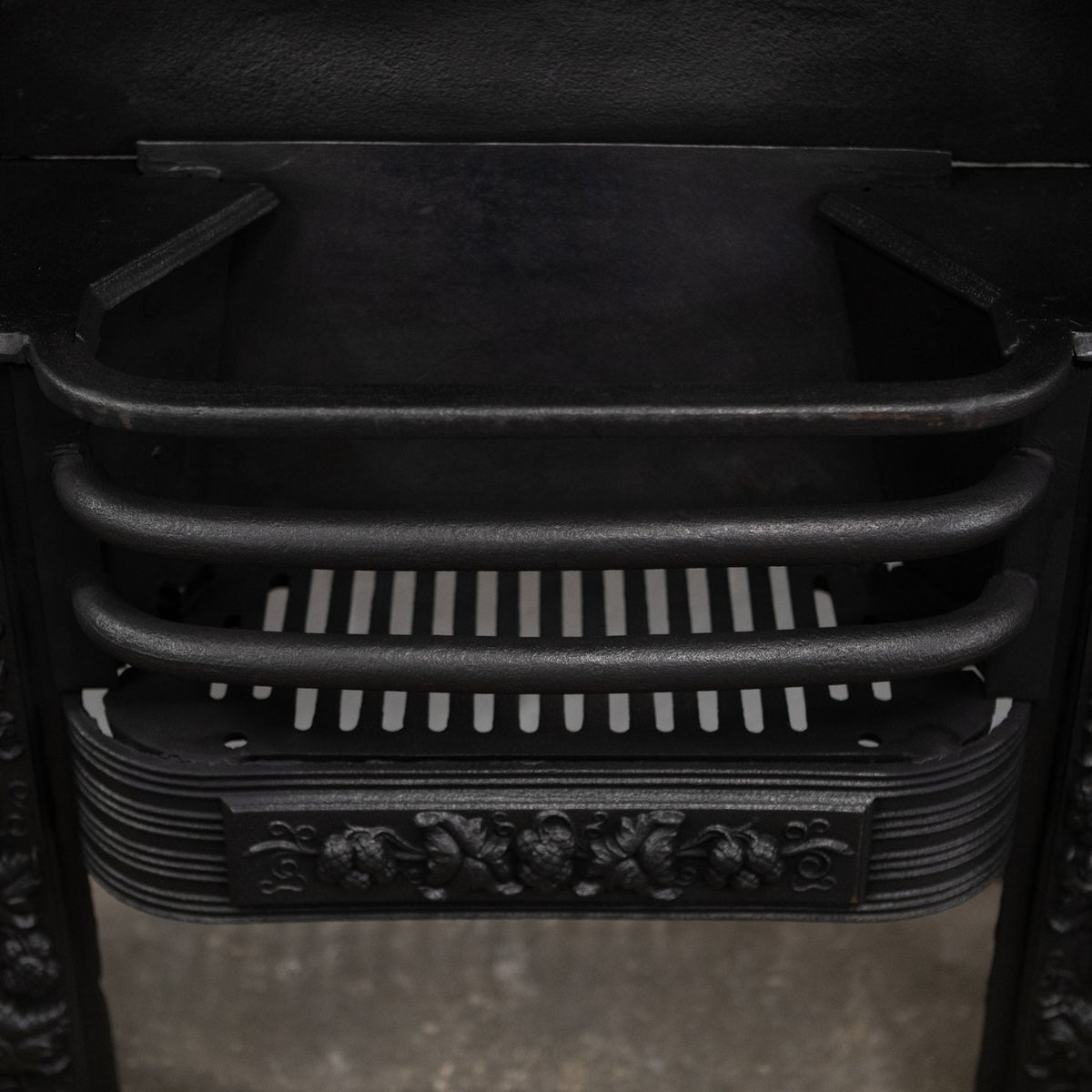 Antique Ornate Georgian Cast Iron Hob Grate Insert | The Architectural Forum