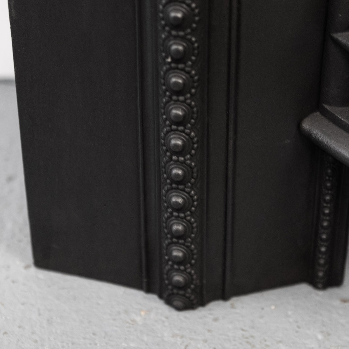Antique Victorian Cast Iron Arched Fireplace Insert | The Architectural Forum