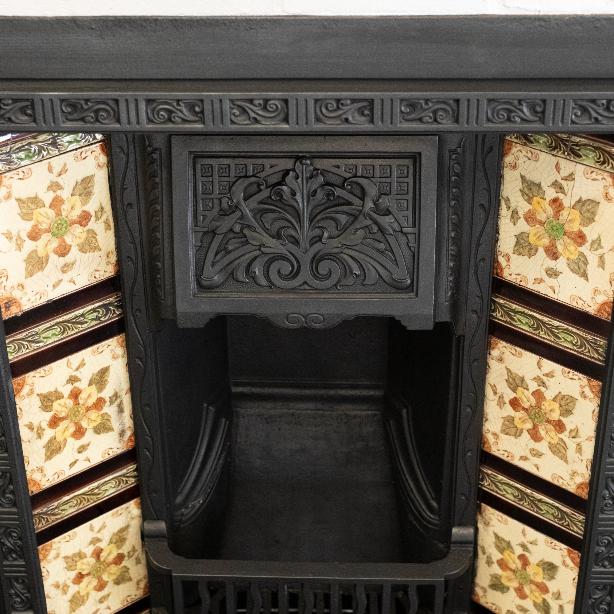 Antique Victorian Tiled Fireplace Insert | The Architectural Forum