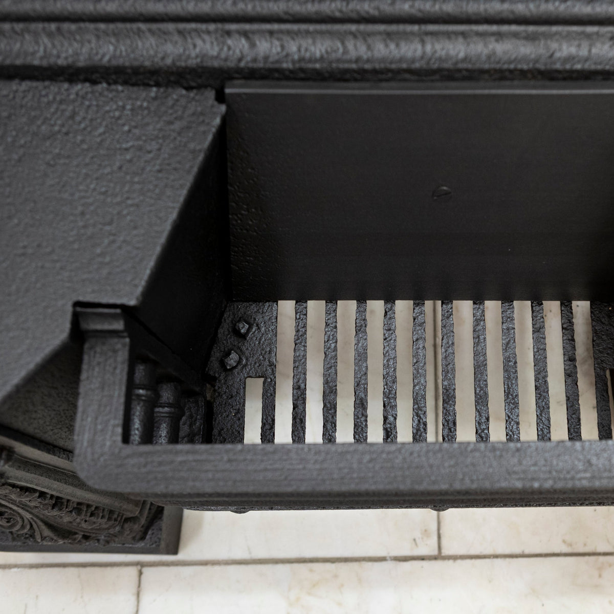 Antique Georgian Cast Iron Hob Grate | The Architectural Forum