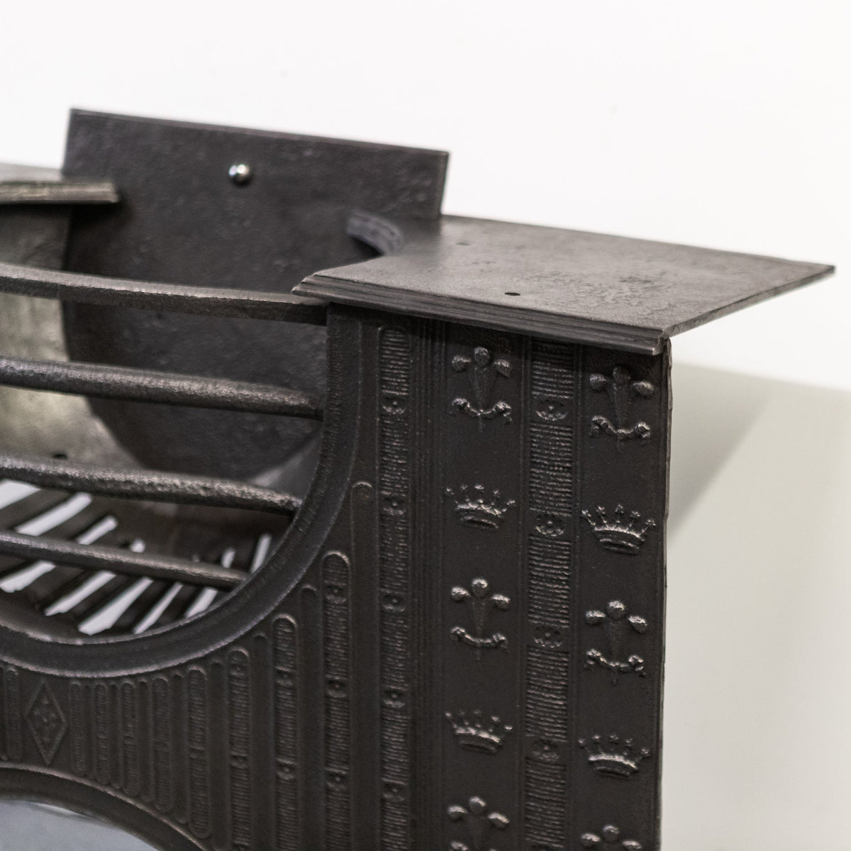 Antique Georgian Cast Iron Hob Grate | The Architectural Forum