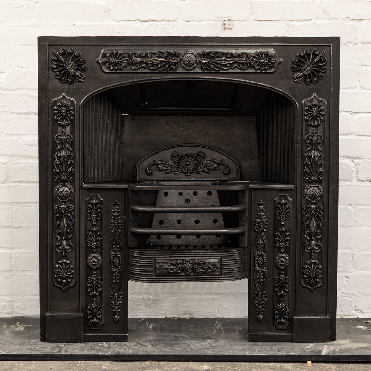 Antique Georgian Cast Iron Hob Grate | The Architectural Forum