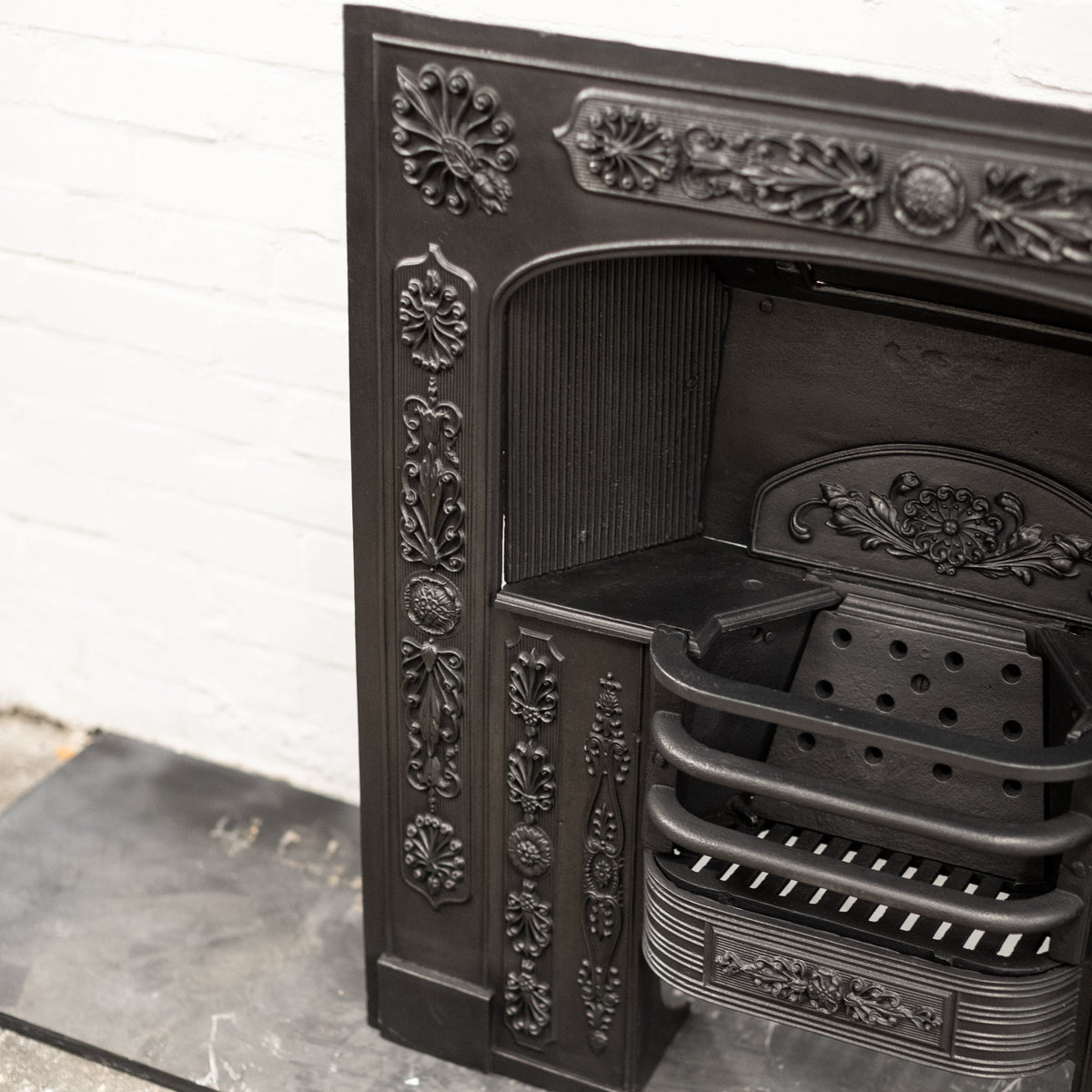 Antique Georgian Cast Iron Hob Grate | The Architectural Forum