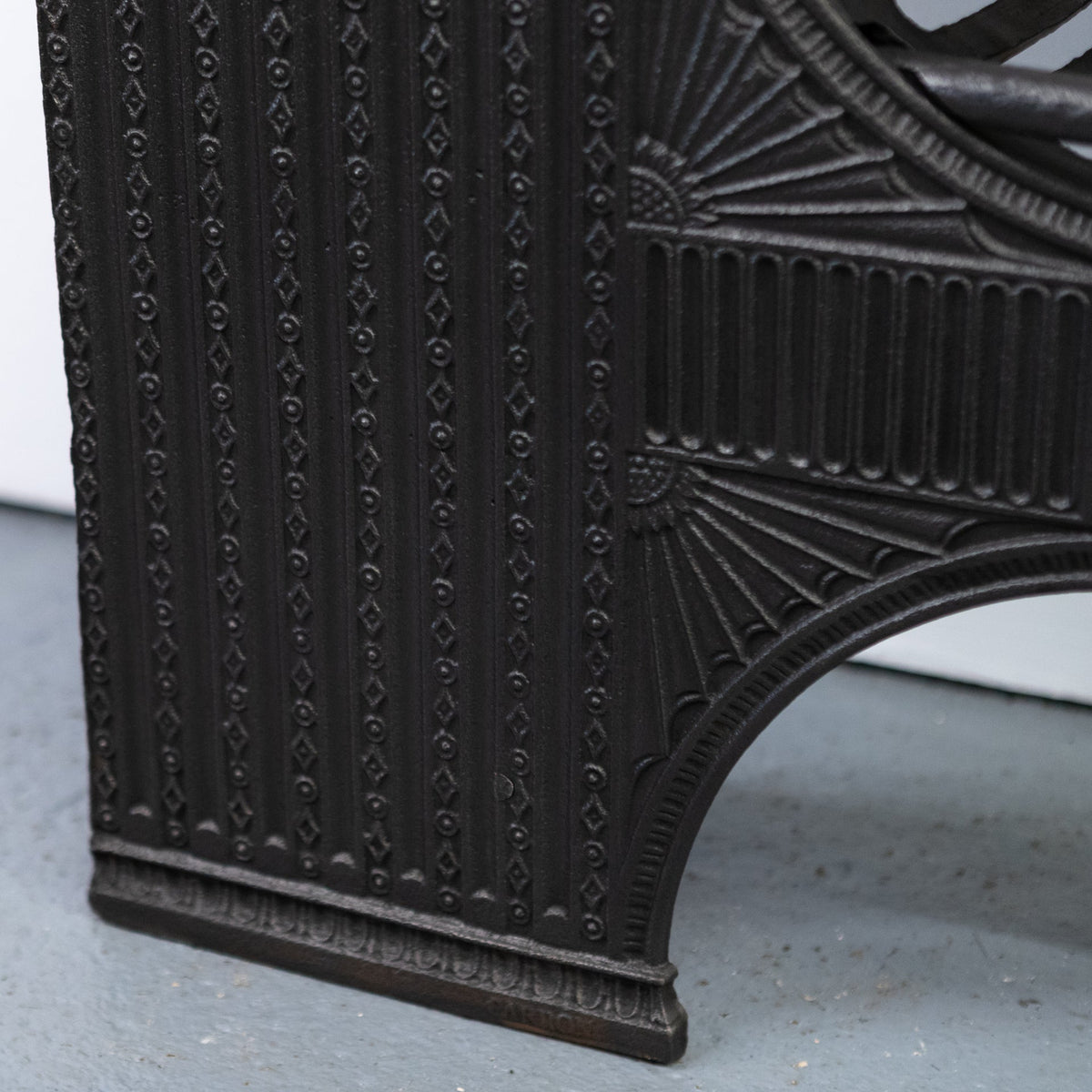 Antique Regency Cast Iron Hourglass Hob Grate | The Architectural Forum