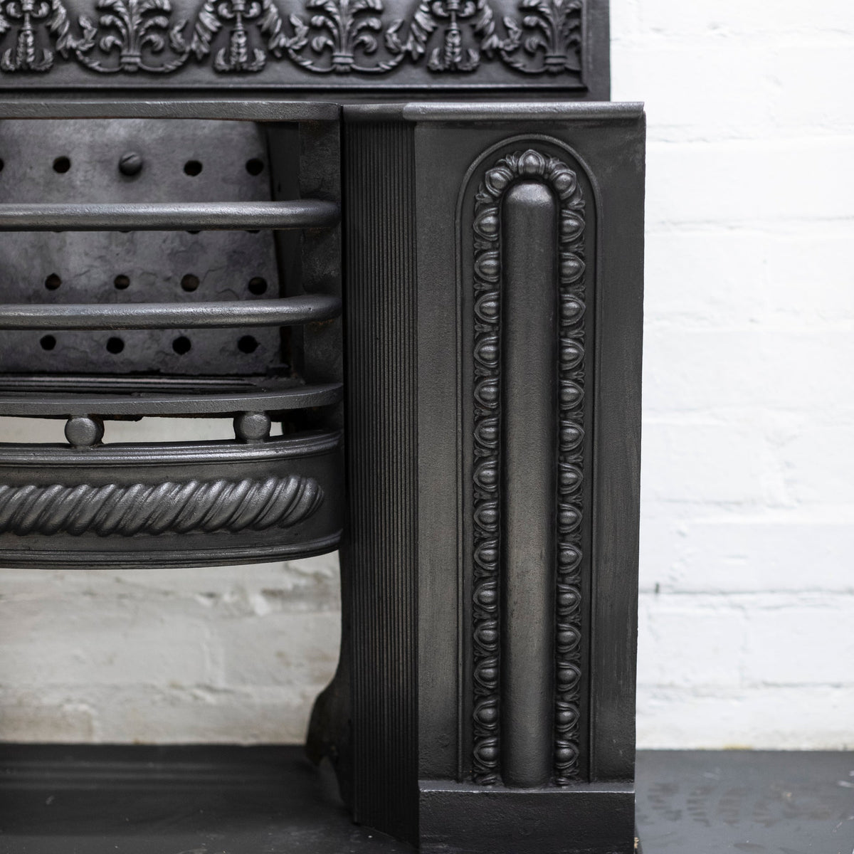 Antique Georgian Cast Iron Hob Grate | The Architectural Forum