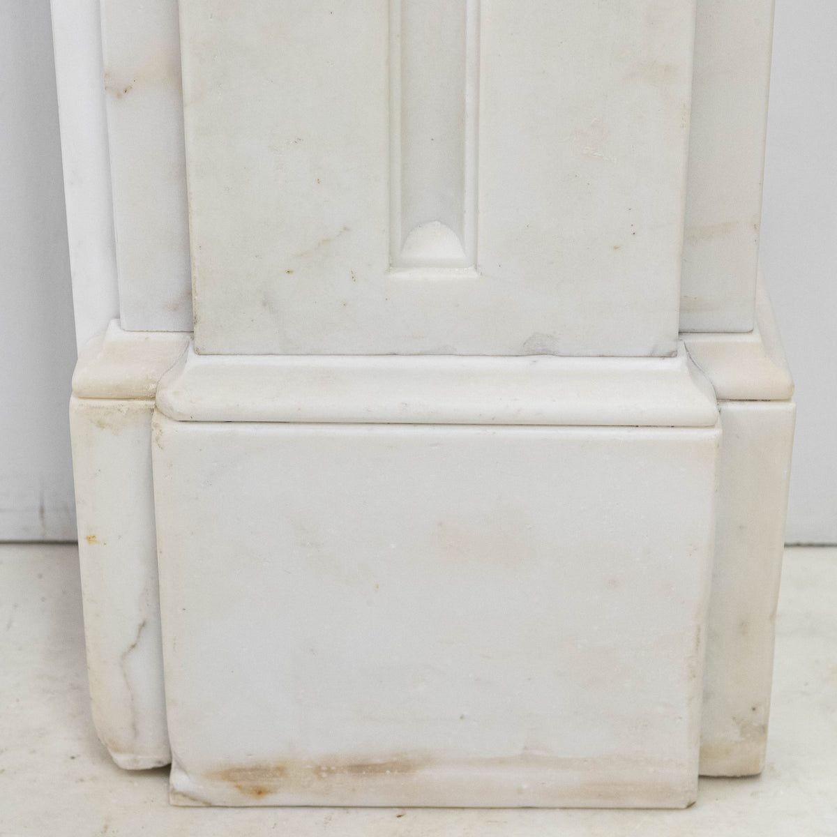 Antique Georgian Statuary Marble Surround with Acanthus | The Architectural Forum