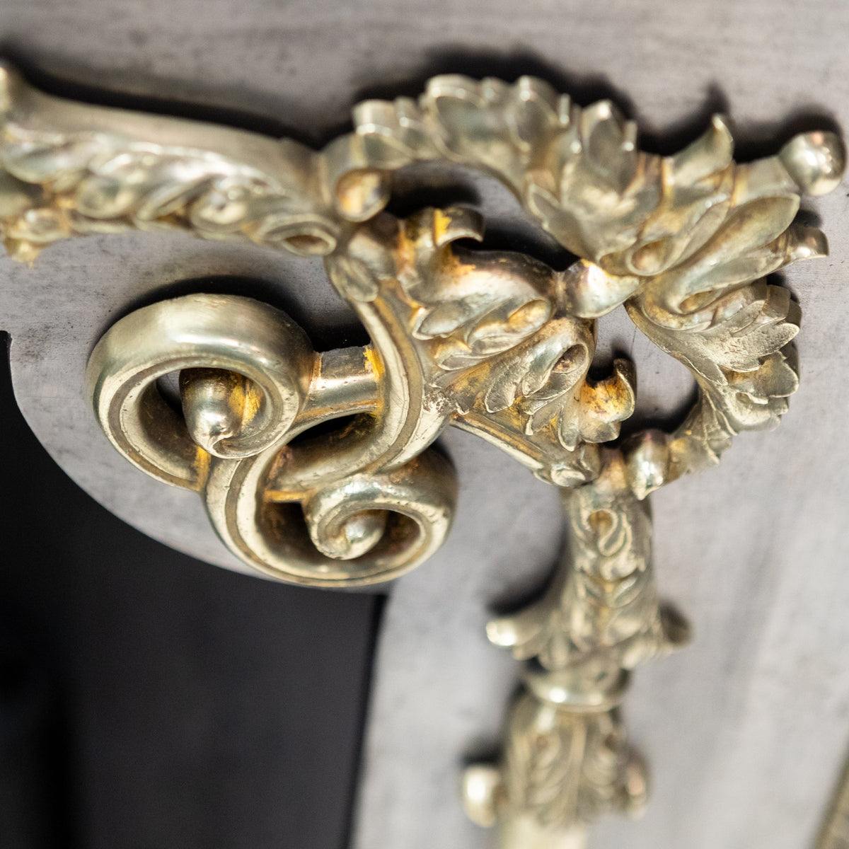 Antique Georgian Polished Hob Grate with Brass Mounts | The Architectural Forum