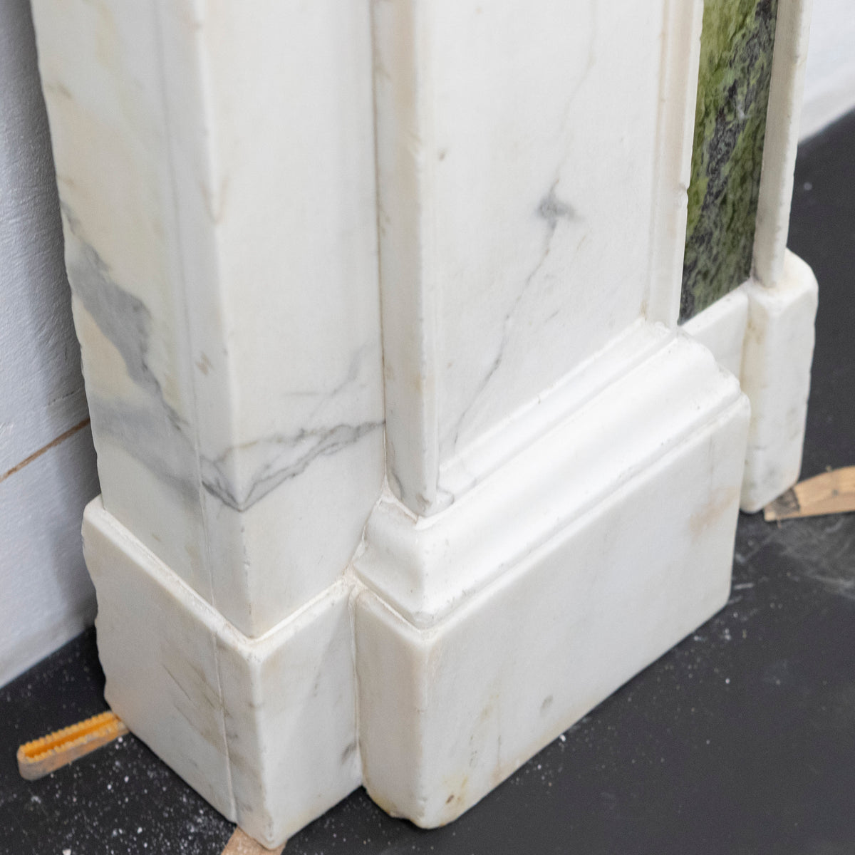 Antique Georgian Chimneypiece with Statuary &amp; Connemara "Irish Green" Marble | The Architectural Forum