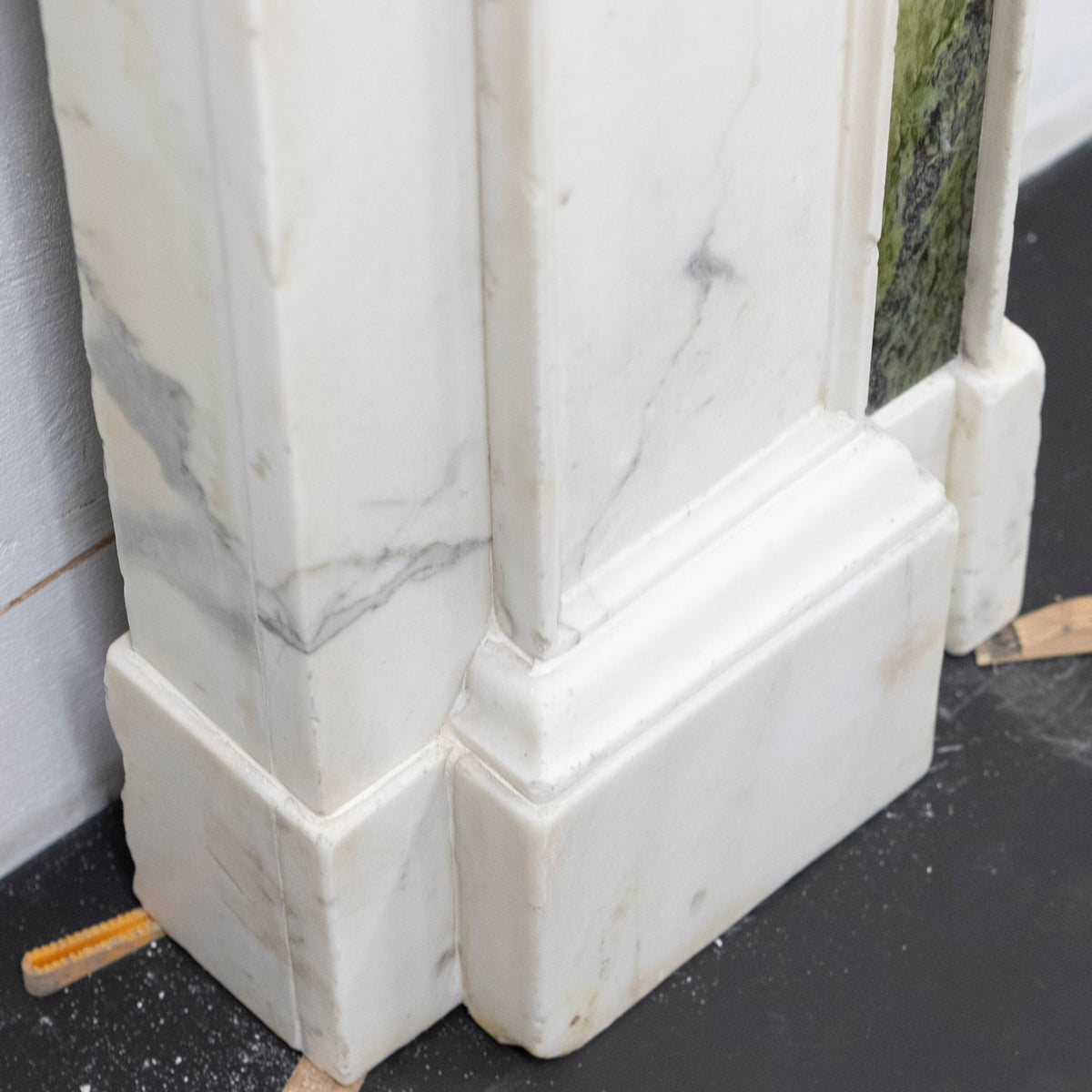 Antique Georgian Chimneypiece with Statuary &amp; Connemara "Irish Green" Marble | The Architectural Forum
