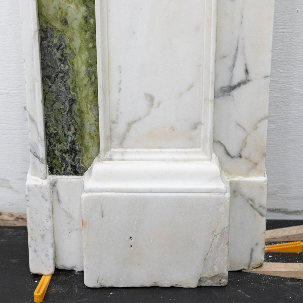 Antique Georgian Chimneypiece with Statuary &amp; Connemara "Irish Green" Marble | The Architectural Forum