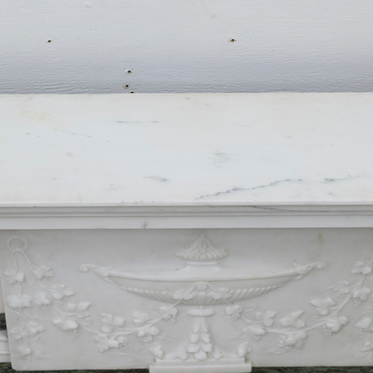 Antique Georgian Chimneypiece with Statuary &amp; Connemara "Irish Green" Marble | The Architectural Forum