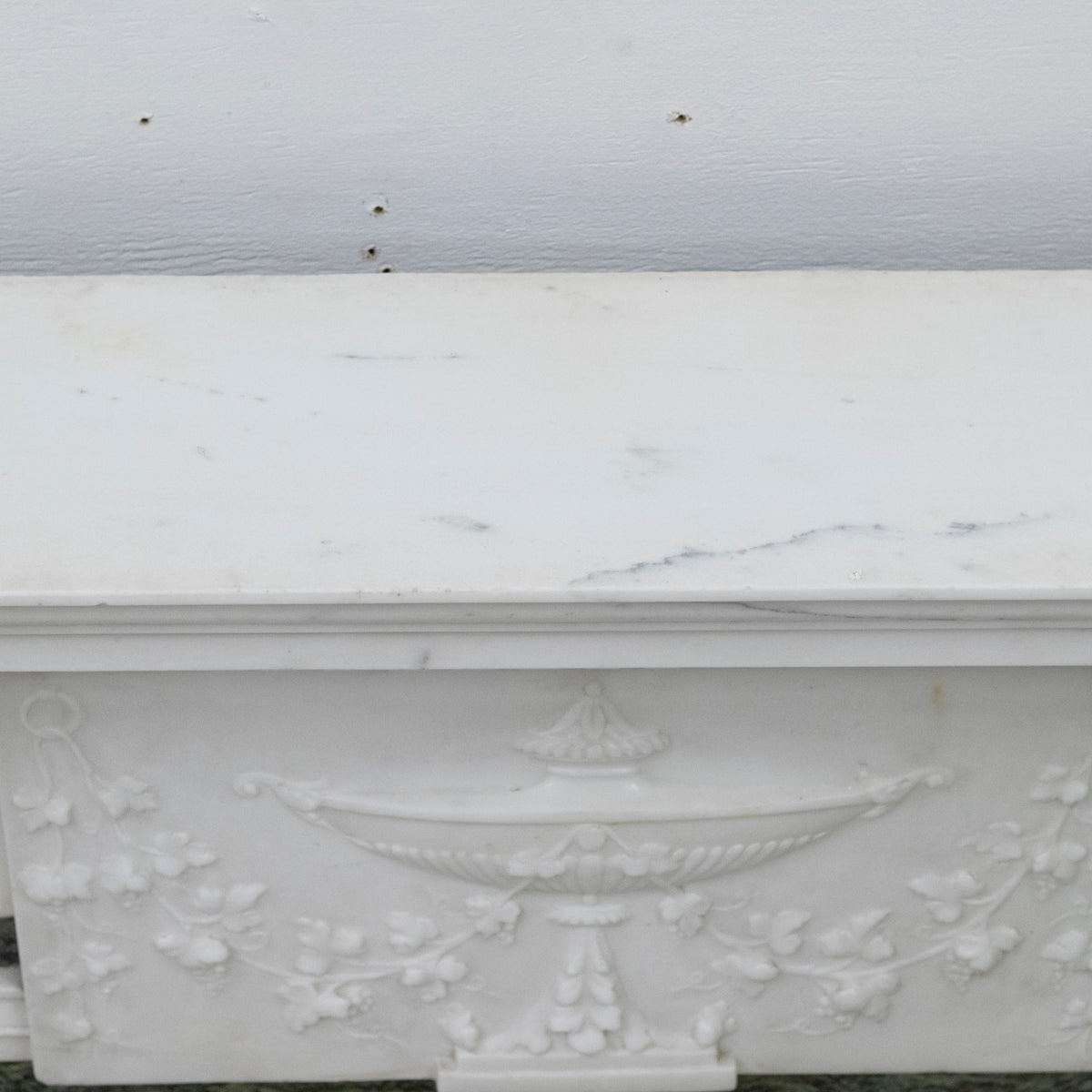 Antique Georgian Chimneypiece with Statuary &amp; Connemara "Irish Green" Marble | The Architectural Forum