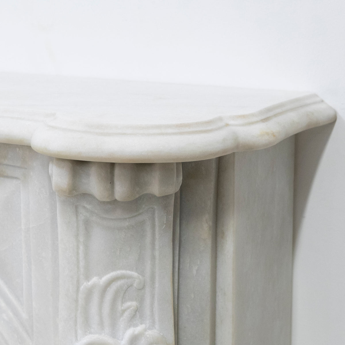 Antique Louis XV French Style Statuary Marble Fireplace | The Architectural Forum