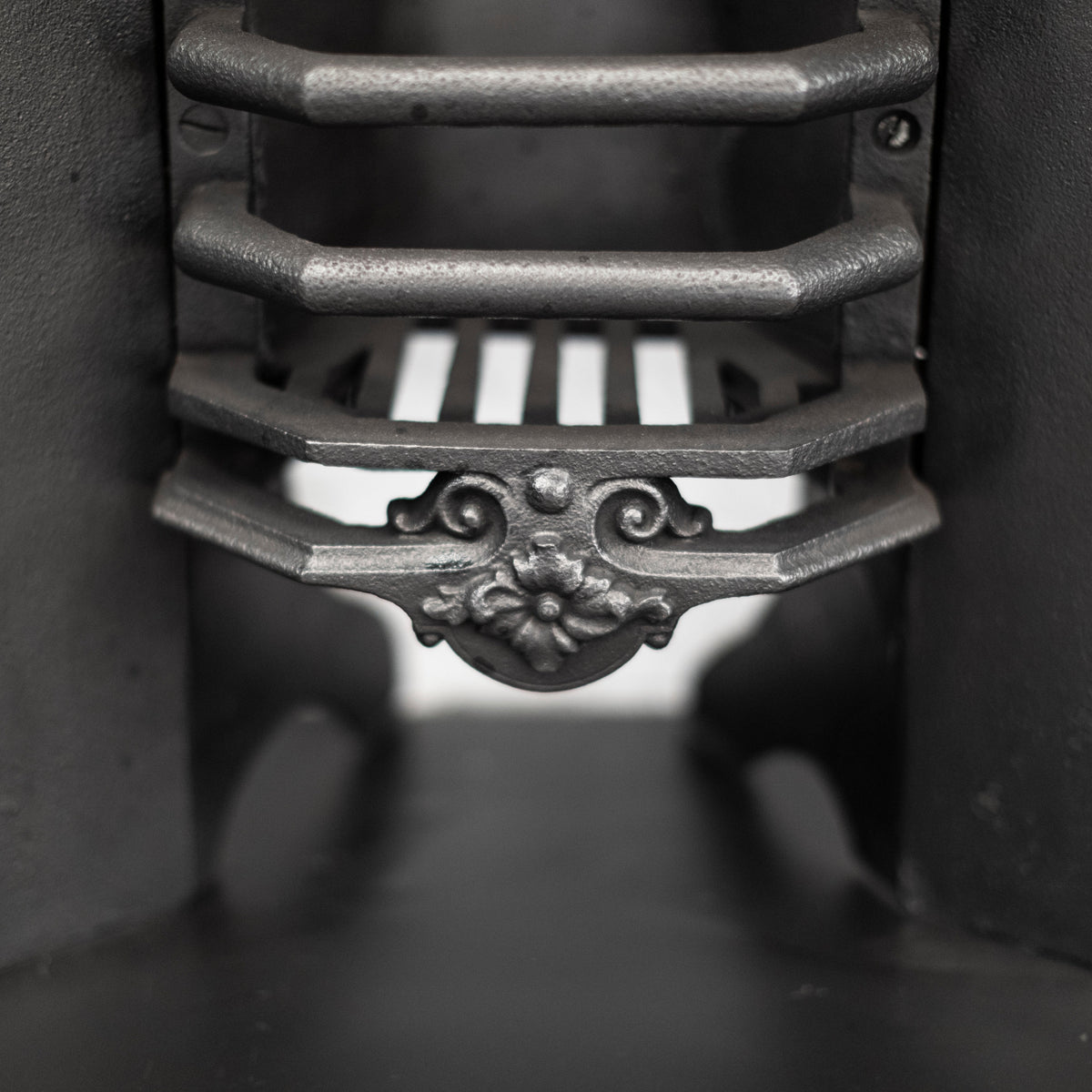 Antique Ornate Late Georgian / Early Victorian Cast Iron Insert | The Architectural Forum