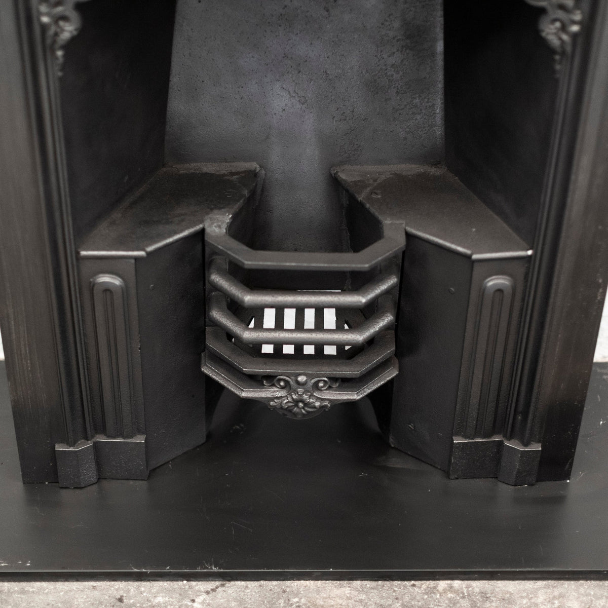 Antique Ornate Late Georgian / Early Victorian Cast Iron Insert | The Architectural Forum