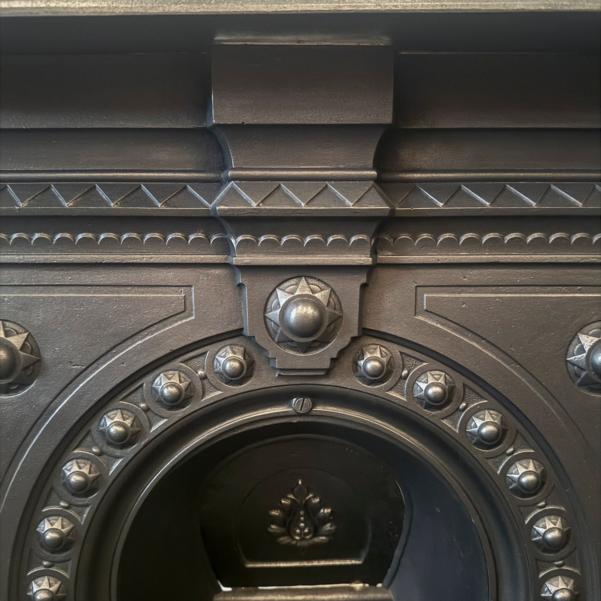 Antique Victorian Combination Cast Iron Fireplace | The Architectural Forum