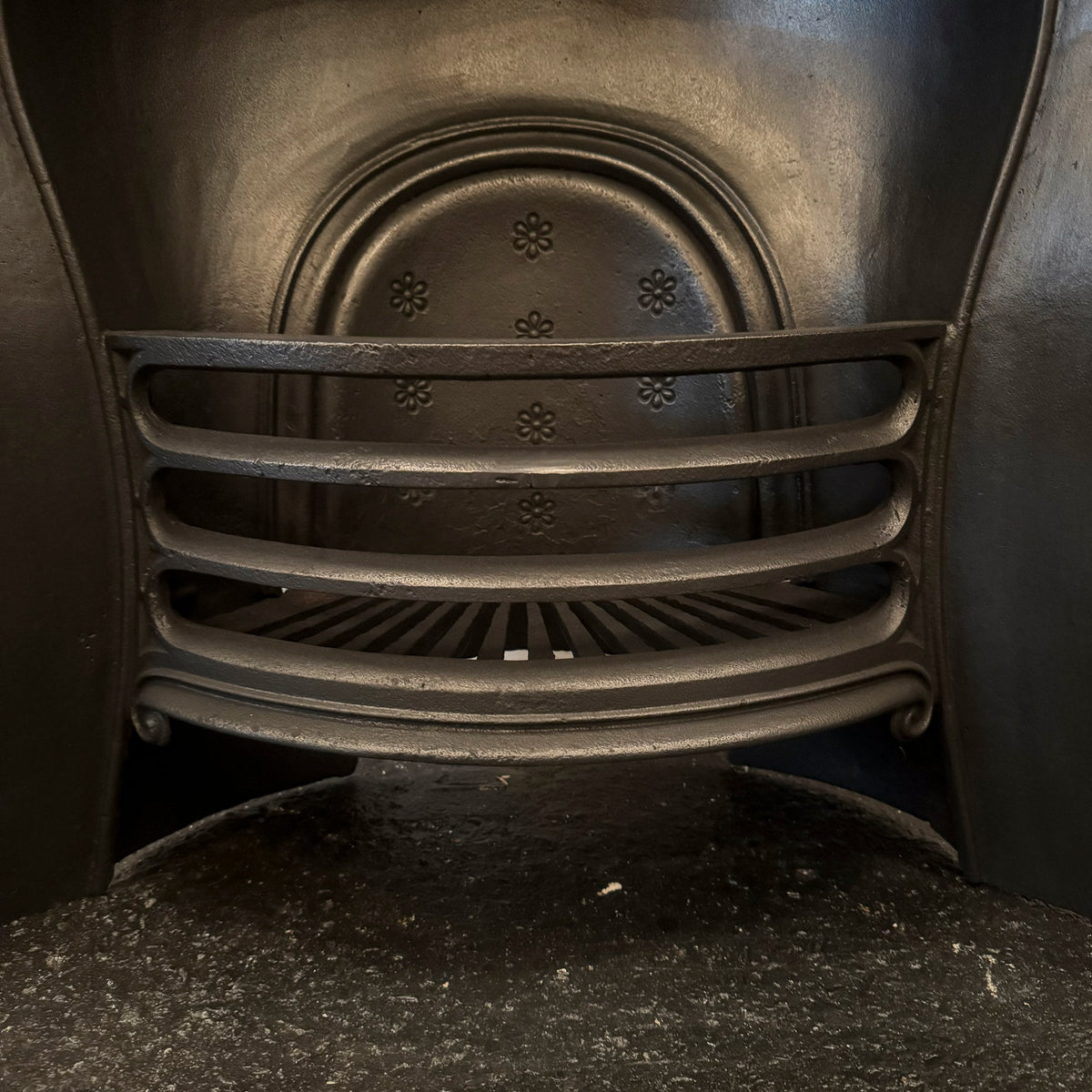 Antique Victorian Cast Iron Horseshoe Fireplace Insert | The Architectural Forum