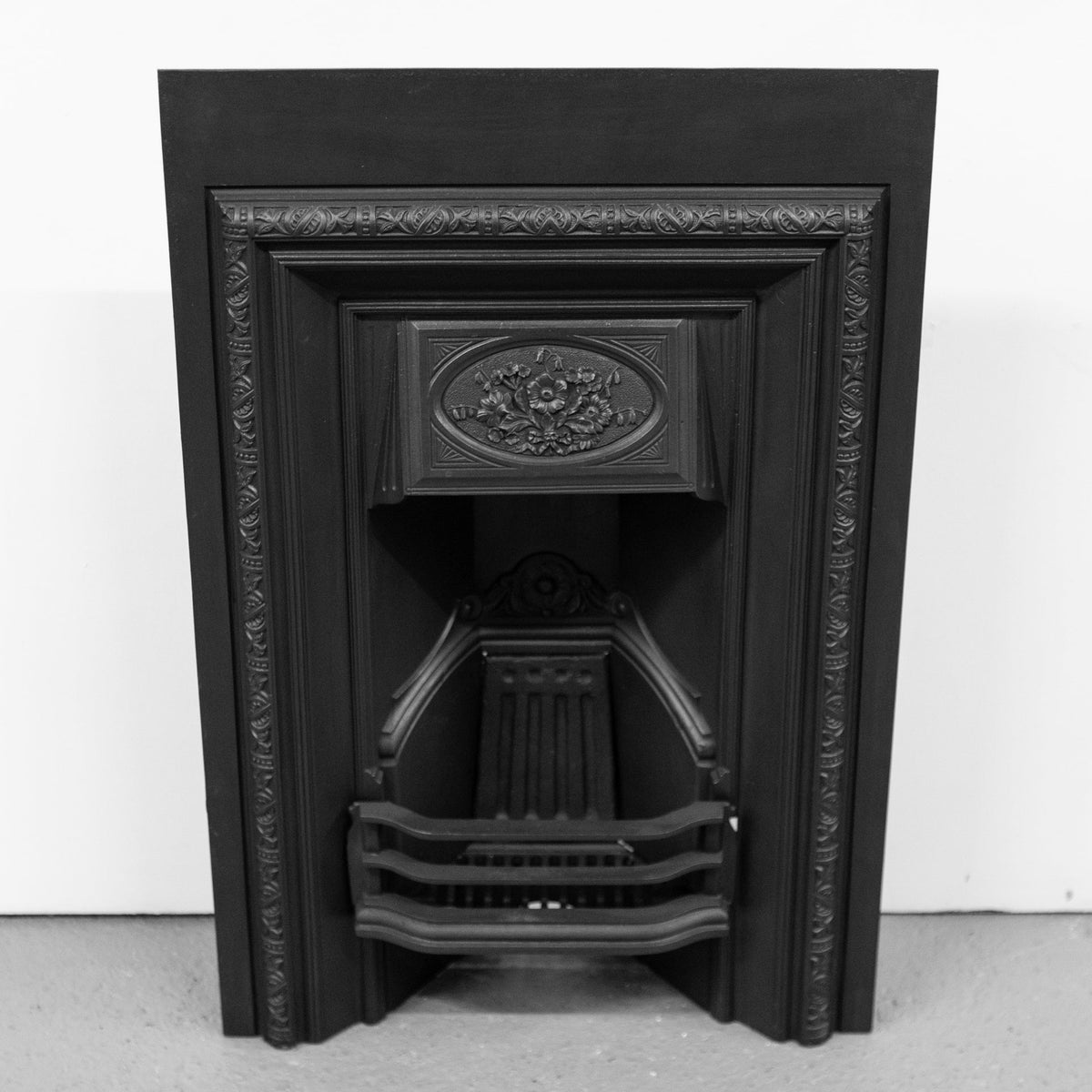 Antique Cast Iron Victorian Fireplace Insert | The Architectural Forum