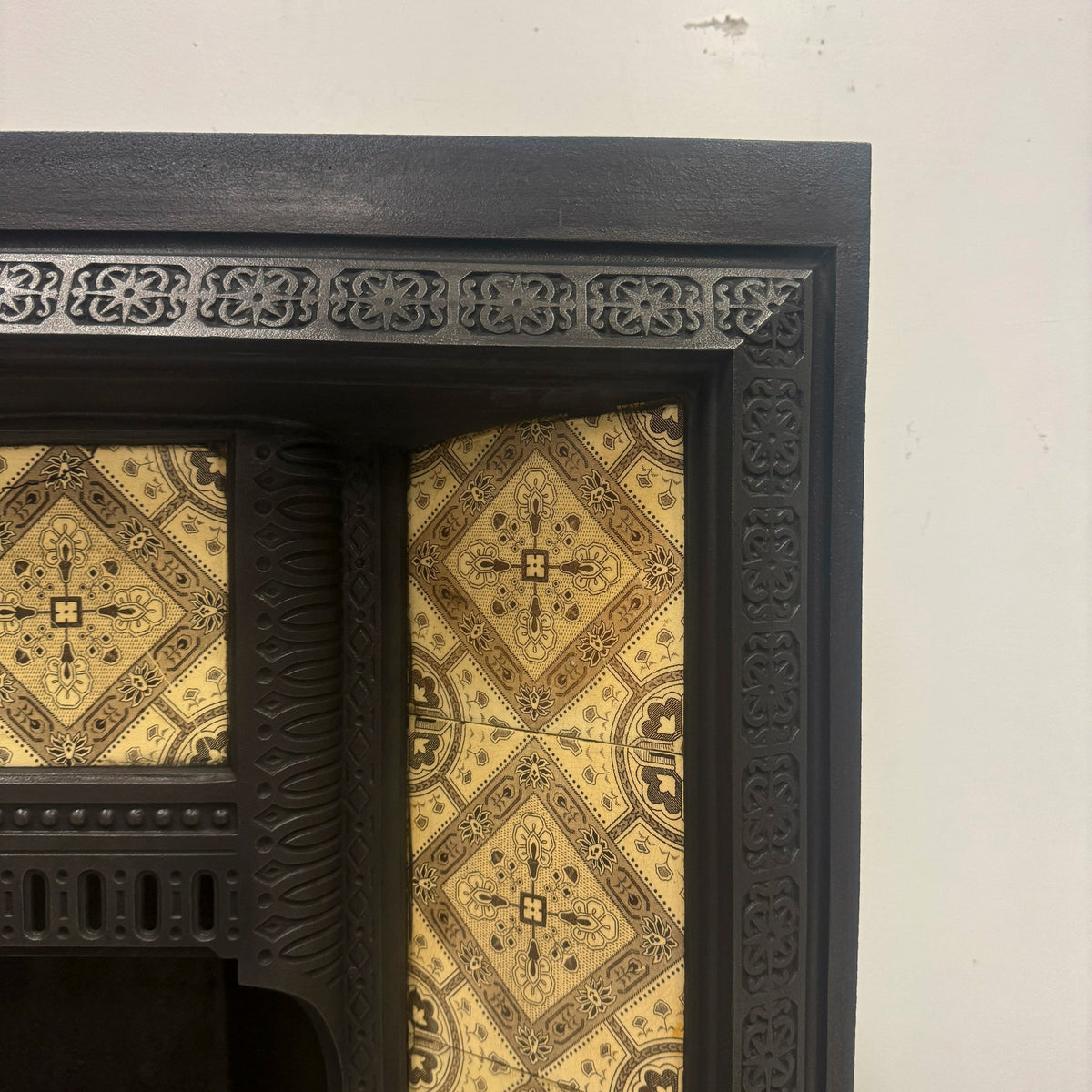 Antique Victorian Tiled Fireplace Insert | The Architectural Forum