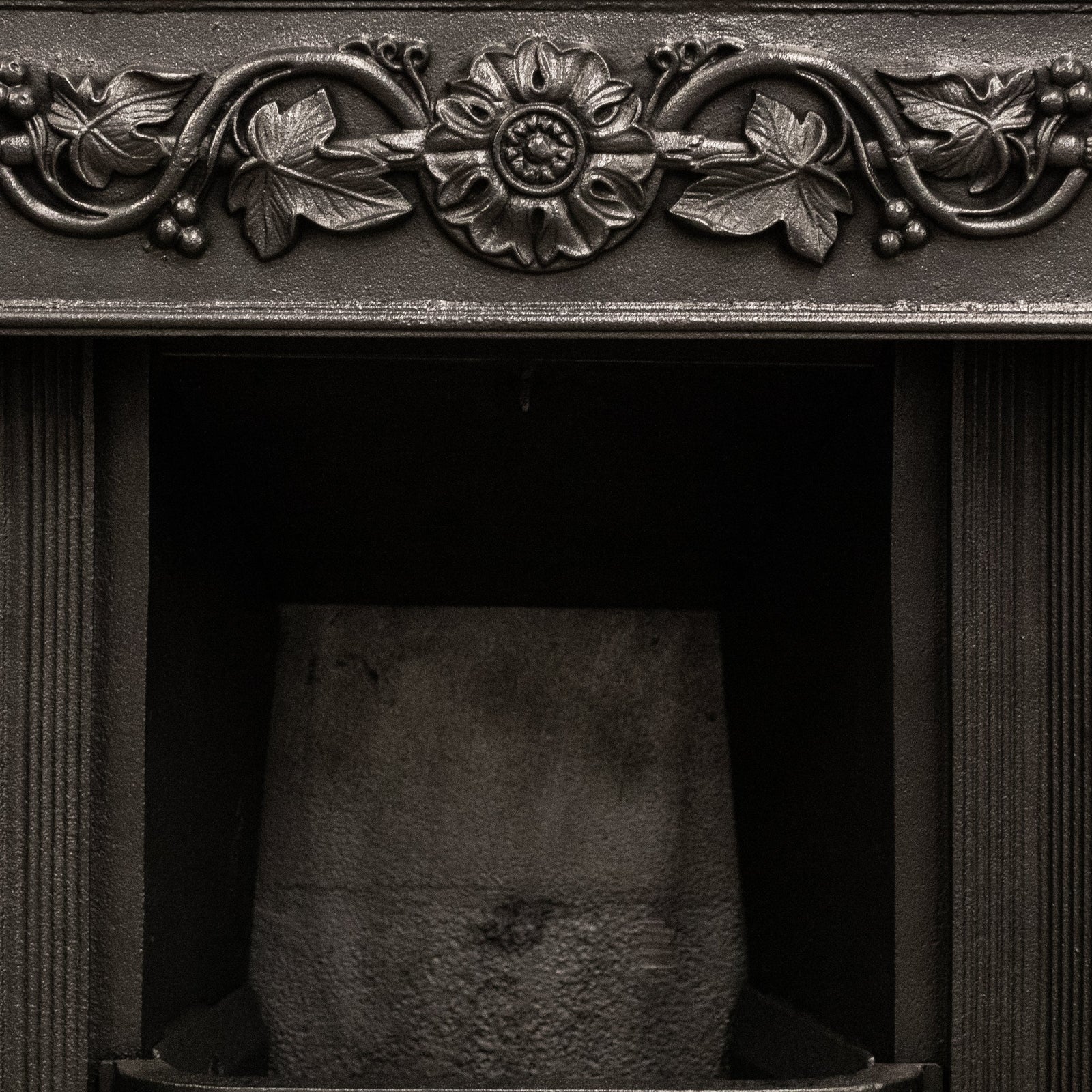 Antique Ornate Georgian Cast Iron Hob Grate | The Architectural Forum