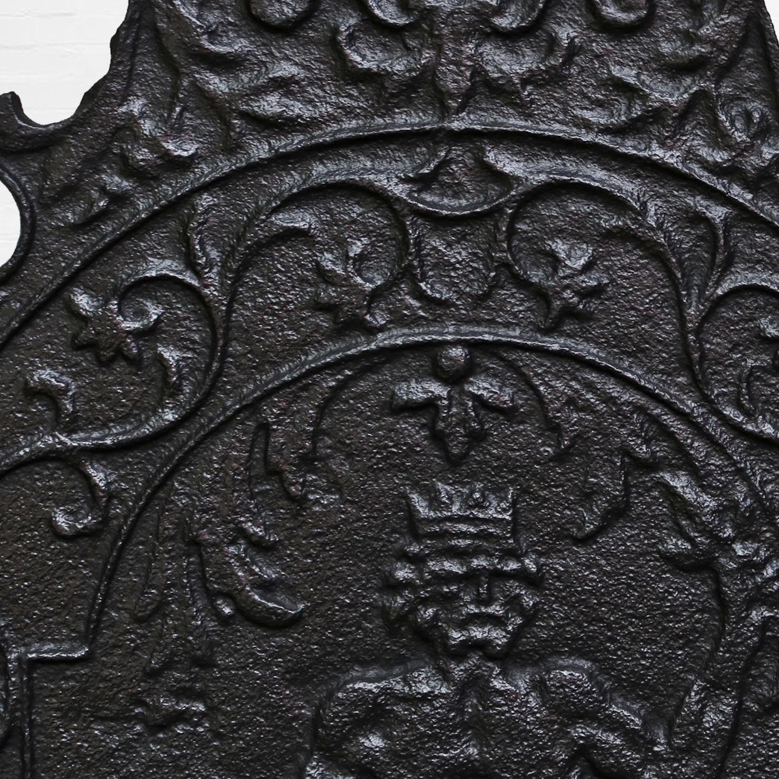 Antique Cast Iron Fireback | The Architectural Forum
