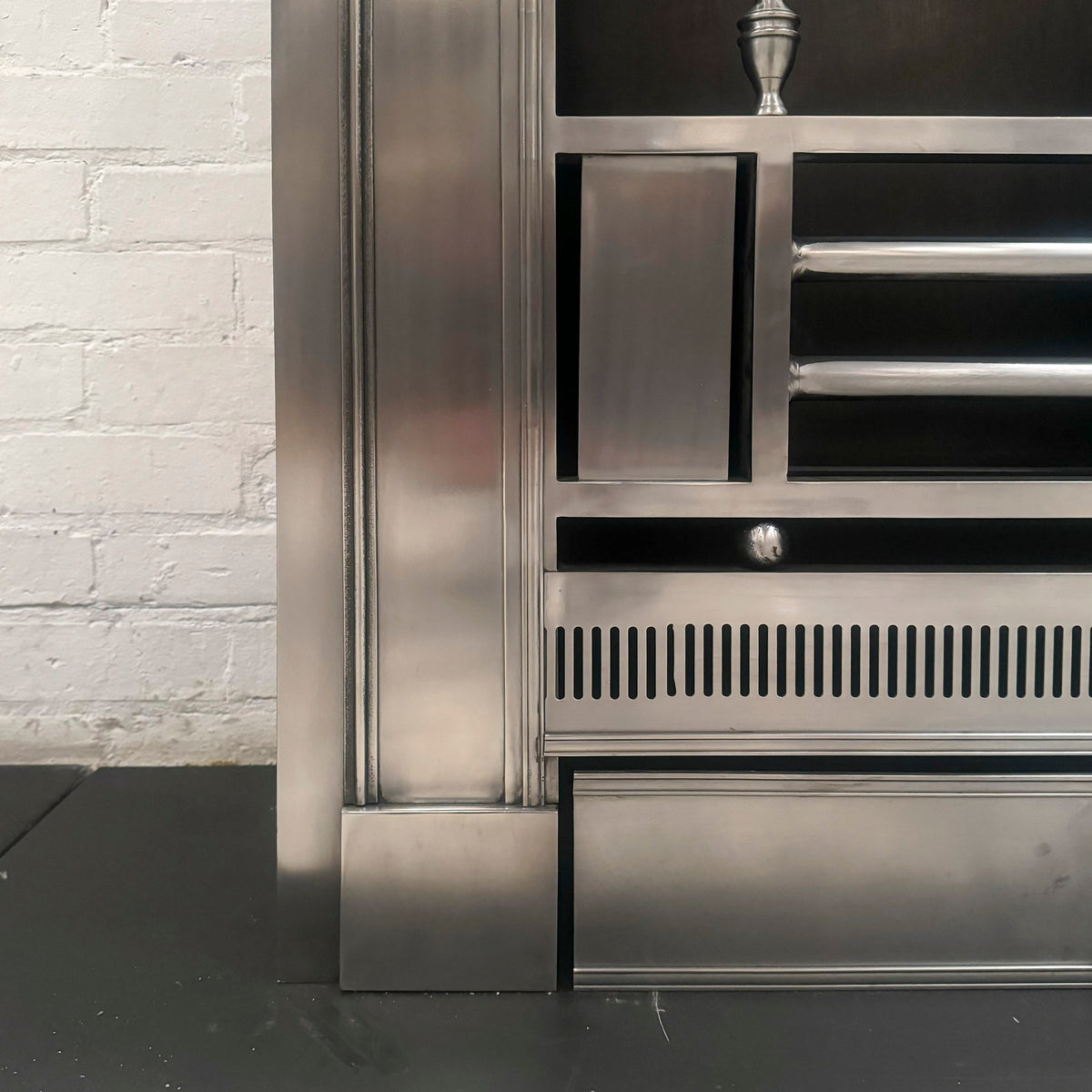 Reclaimed Georgian Style Register Grate | The Architectural Forum