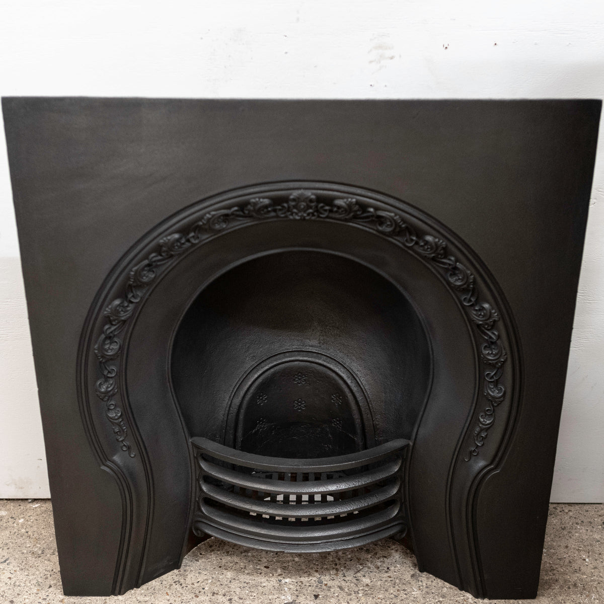 Antique Victorian Cast Iron Horseshoe Insert | The Architectural Forum
