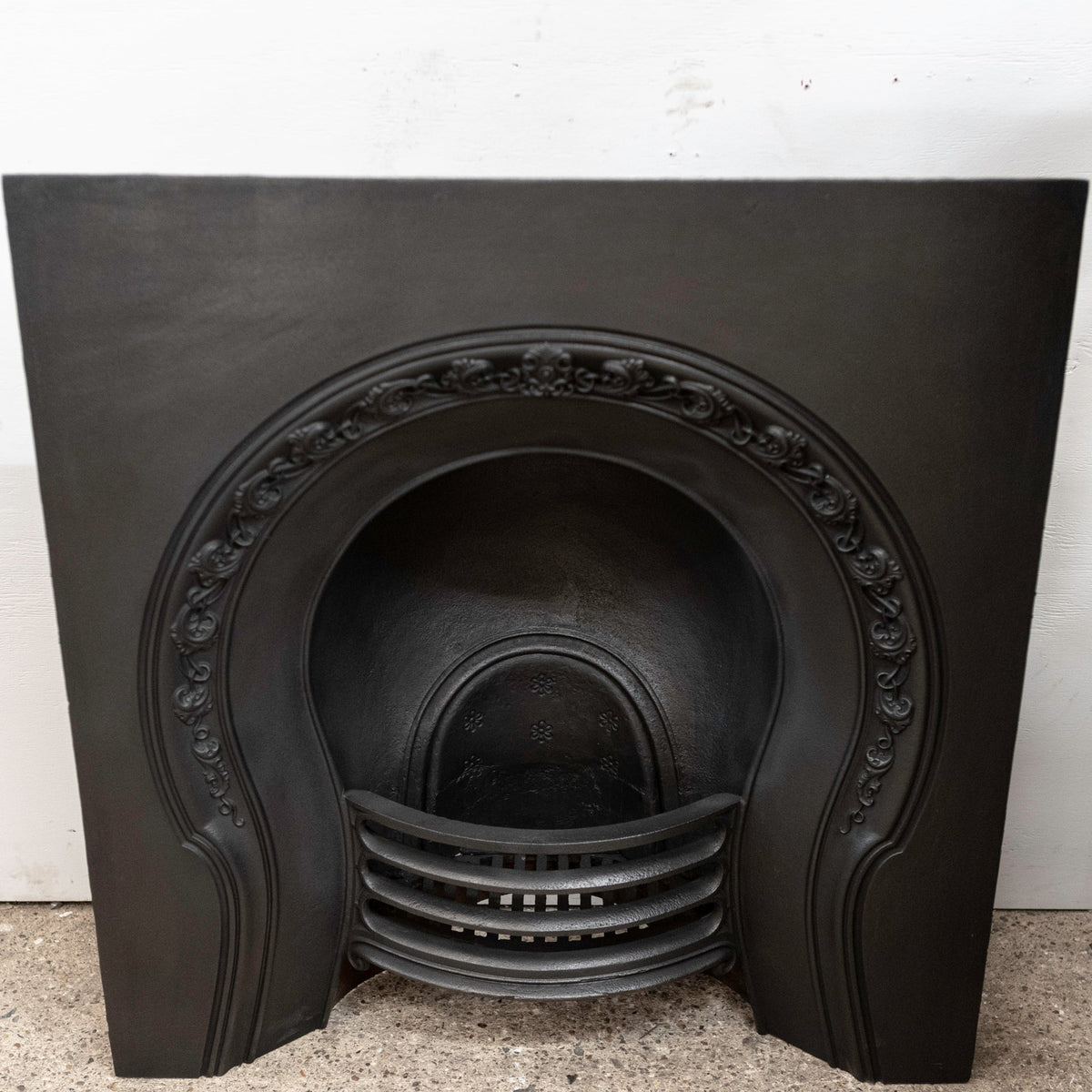 Antique Victorian Cast Iron Horseshoe Insert | The Architectural Forum