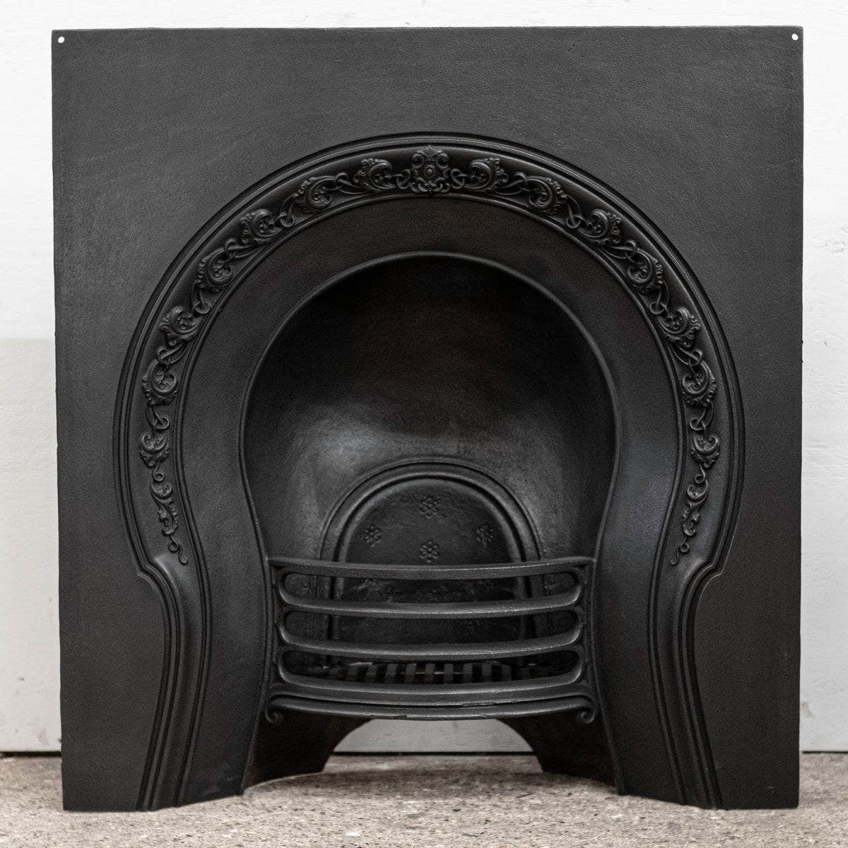 Antique Victorian Cast Iron Horseshoe Insert | The Architectural Forum