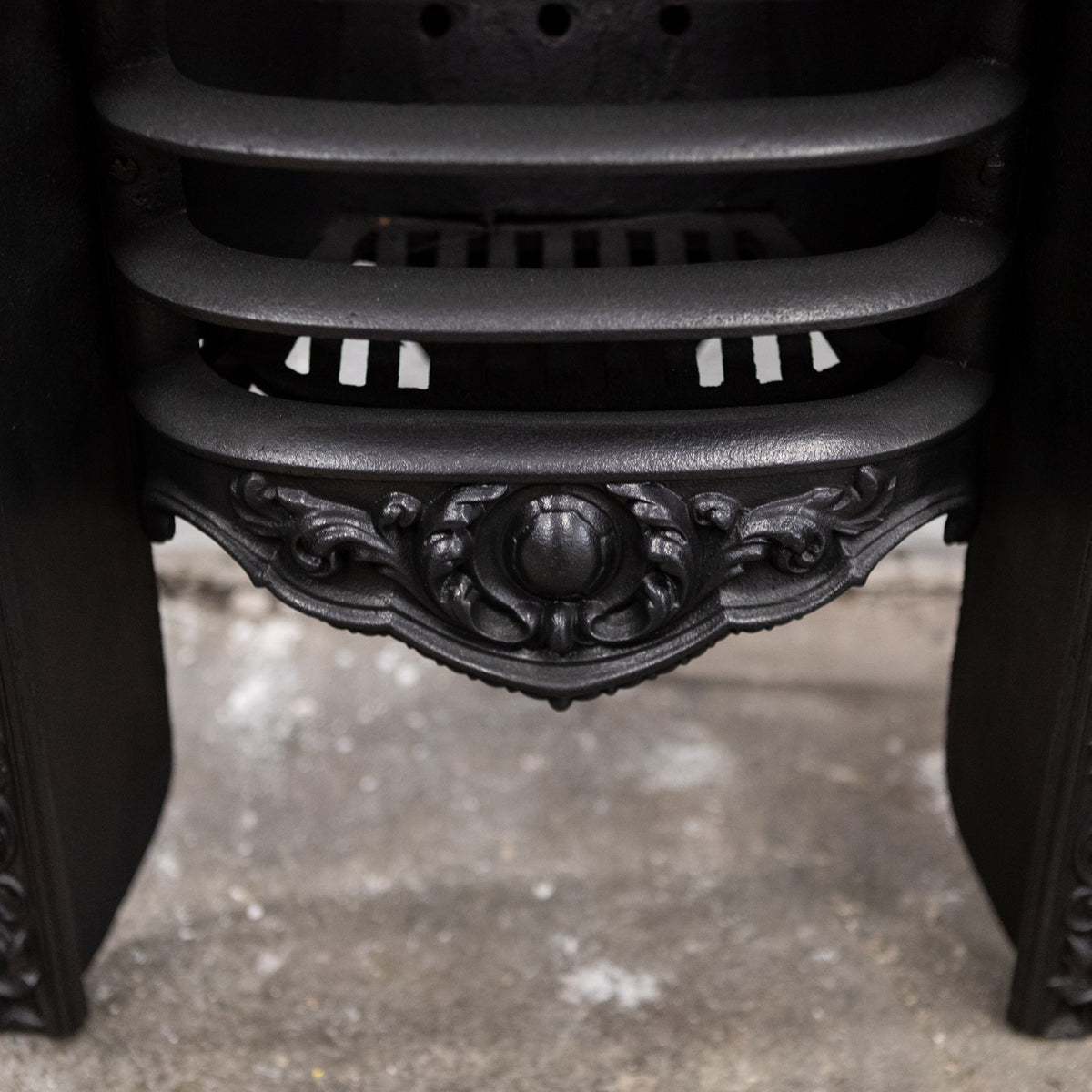 Antique Ornate Victorian Cast Iron Arched Insert | The Architectural Forum