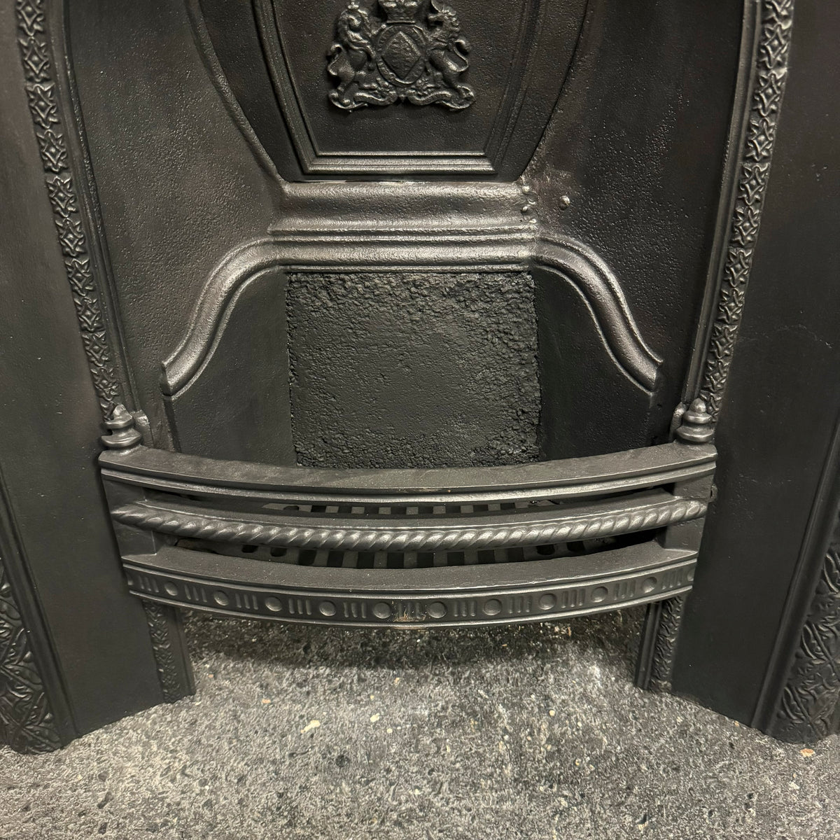 Antique Victorian Cast Iron Arched Insert | The Architectural Forum